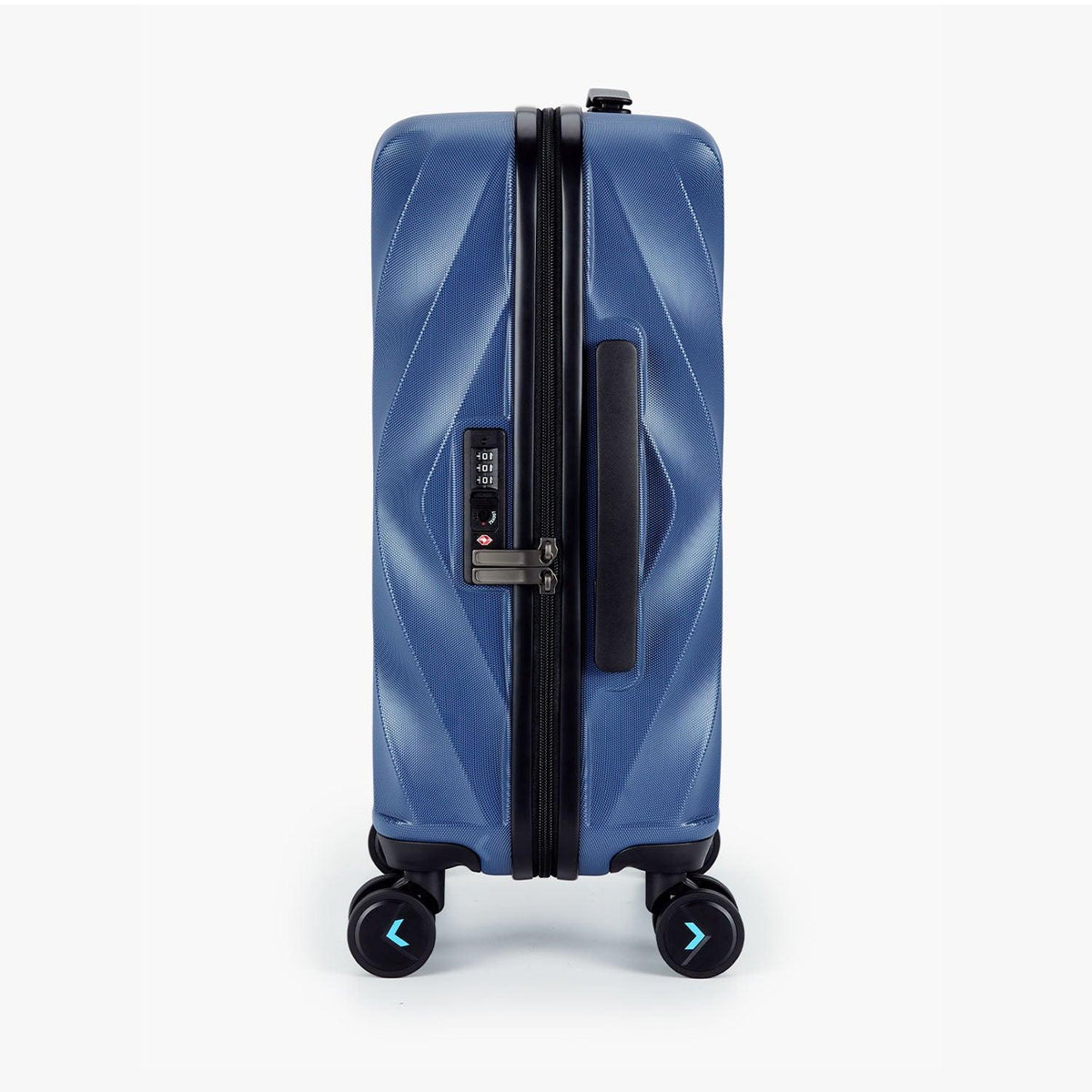 Globetrotter 20" Hardside Rolling Carry-on Stylish Suitcase - Image 25