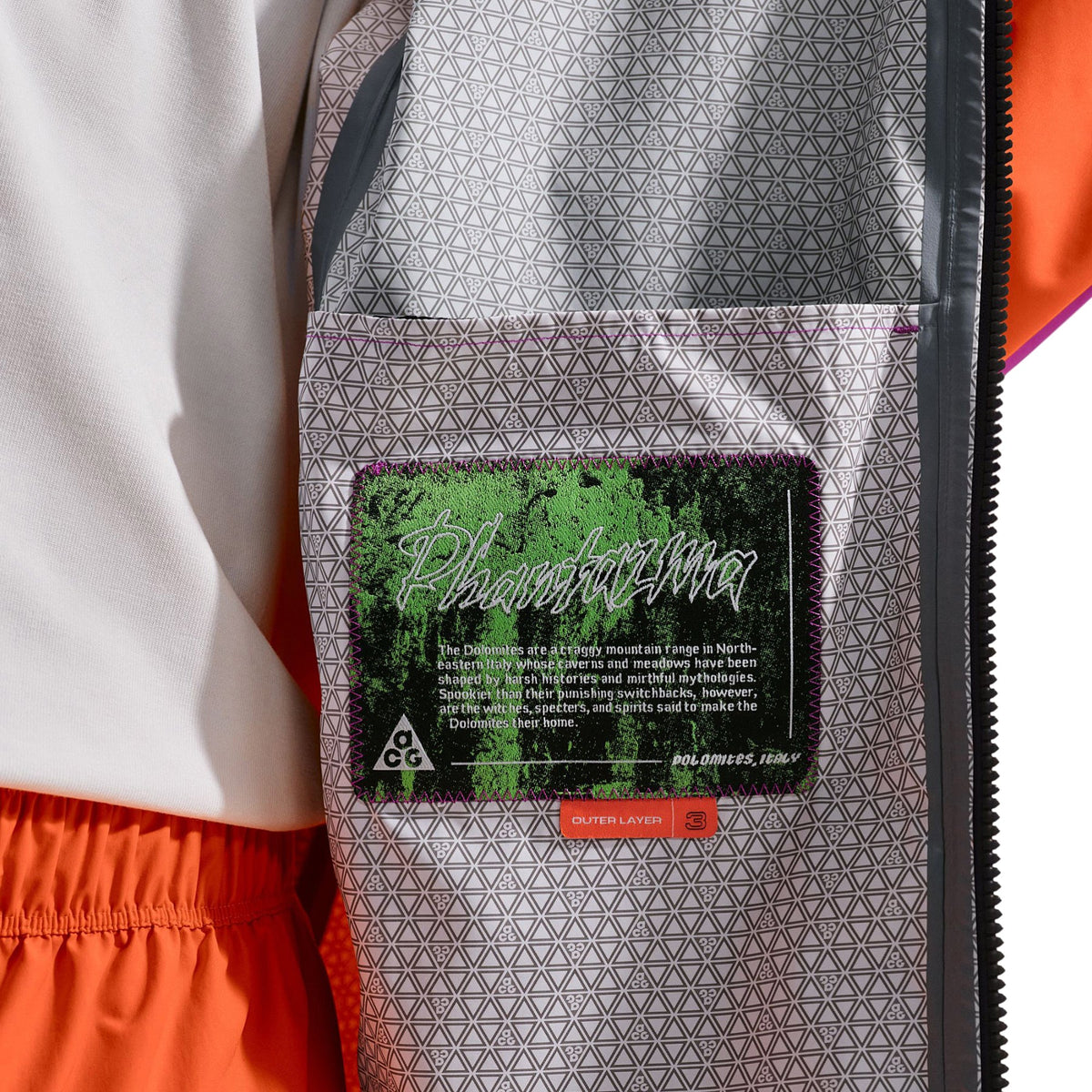 Nike ACG "Phantazma" Jacket (Vivid Purple/Black/Summit White) - Image 7