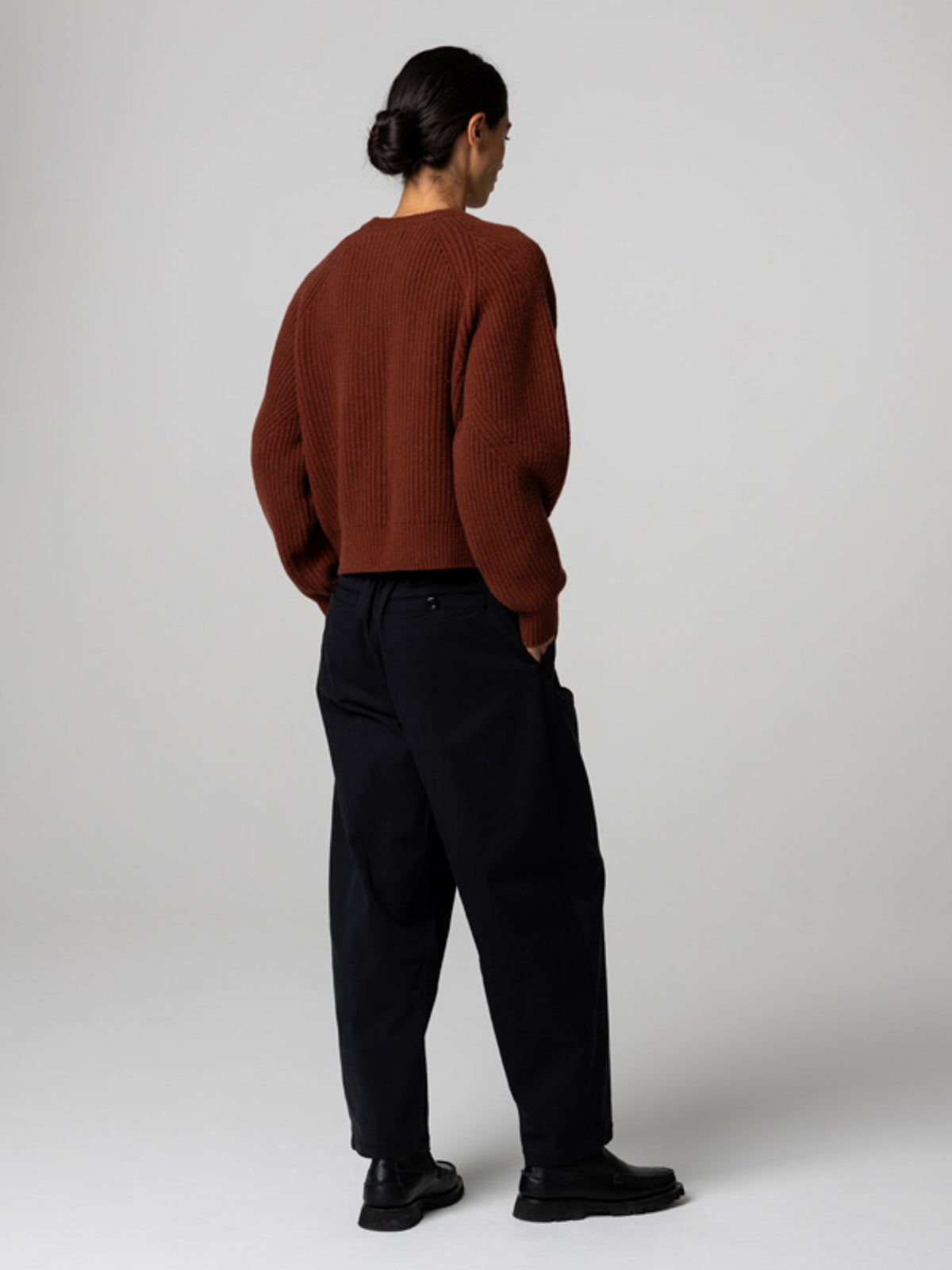 Women's Amy Powney + Finisterre Fisherman Rib Crew Neck Jumper - Image 5