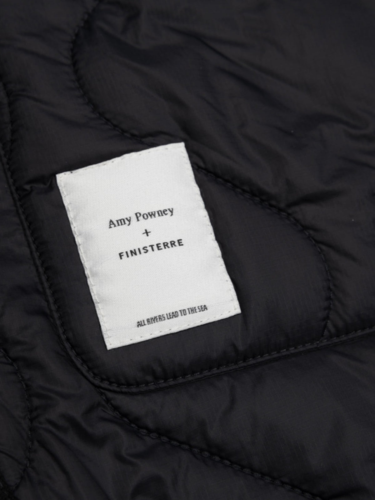 Women's Amy Powney + Finisterre Oversized Quilted Jacket - Image 7