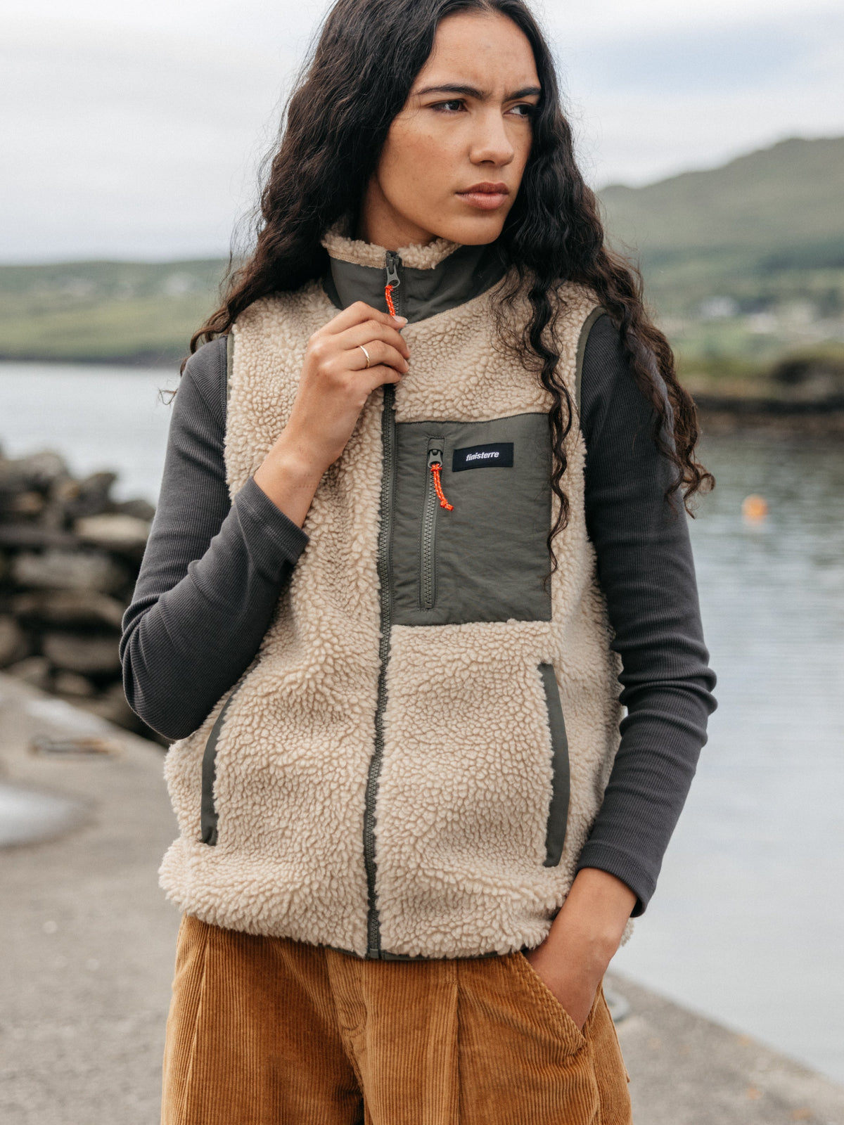 Women's Offshore Fleece Gilet - Image 2
