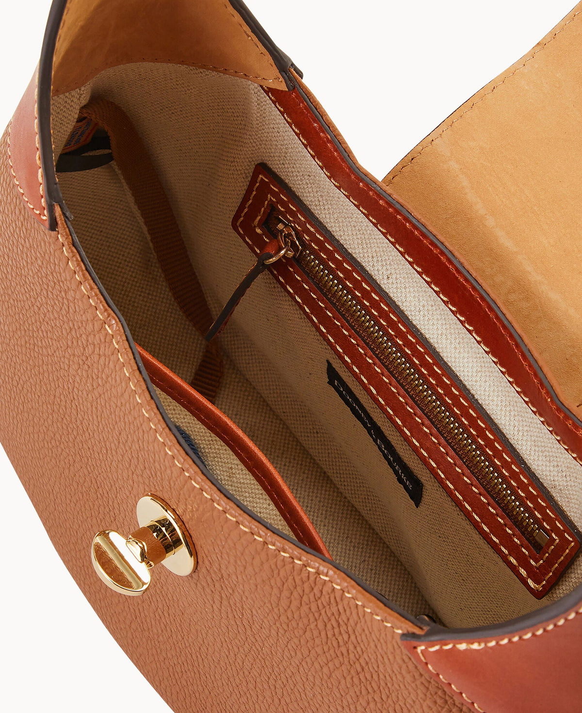 Pebble Turnlock Hobo 26 - Image 23