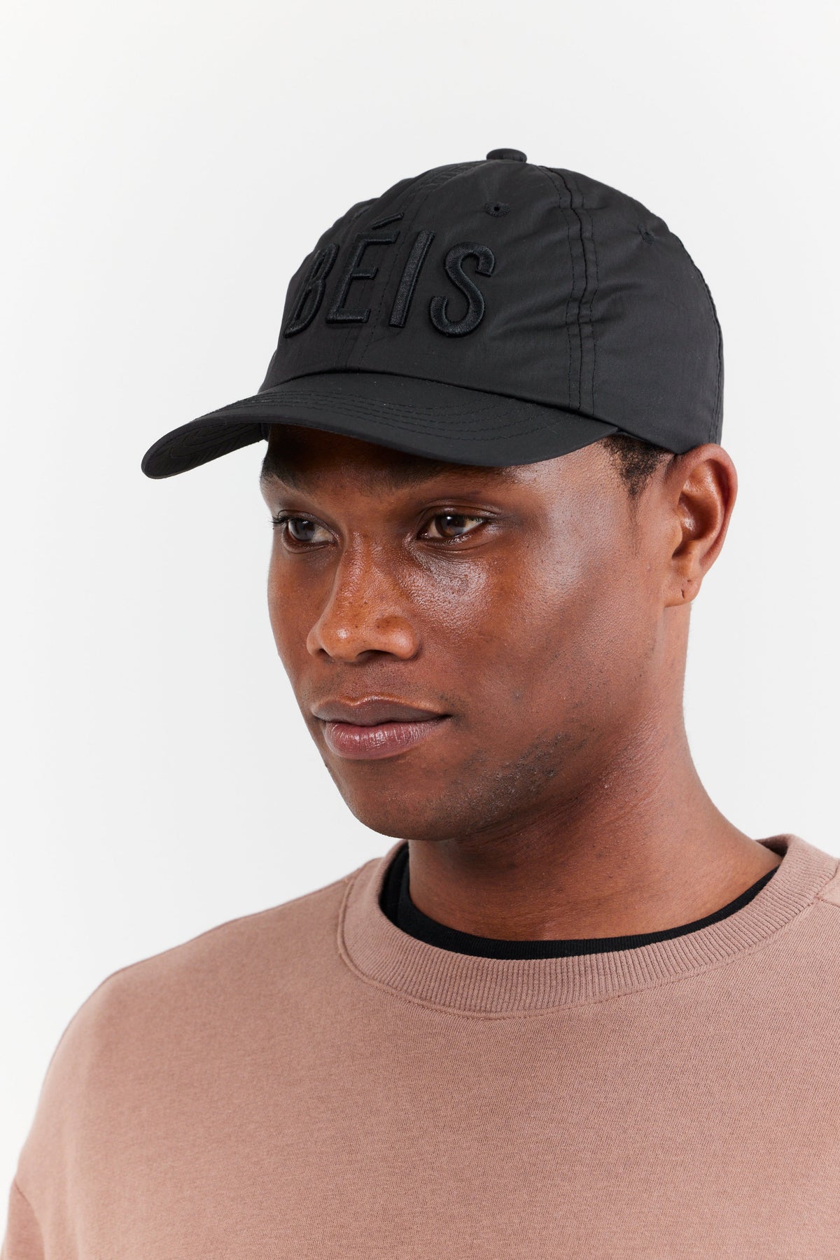 The BÉISball Cap in Black - Image 4