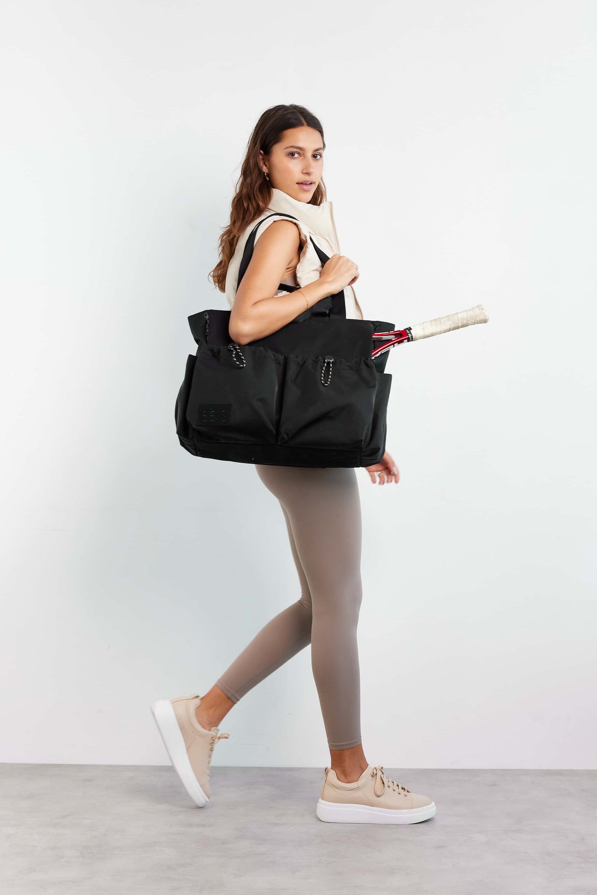 The Sport Carryall in Black - Image 5