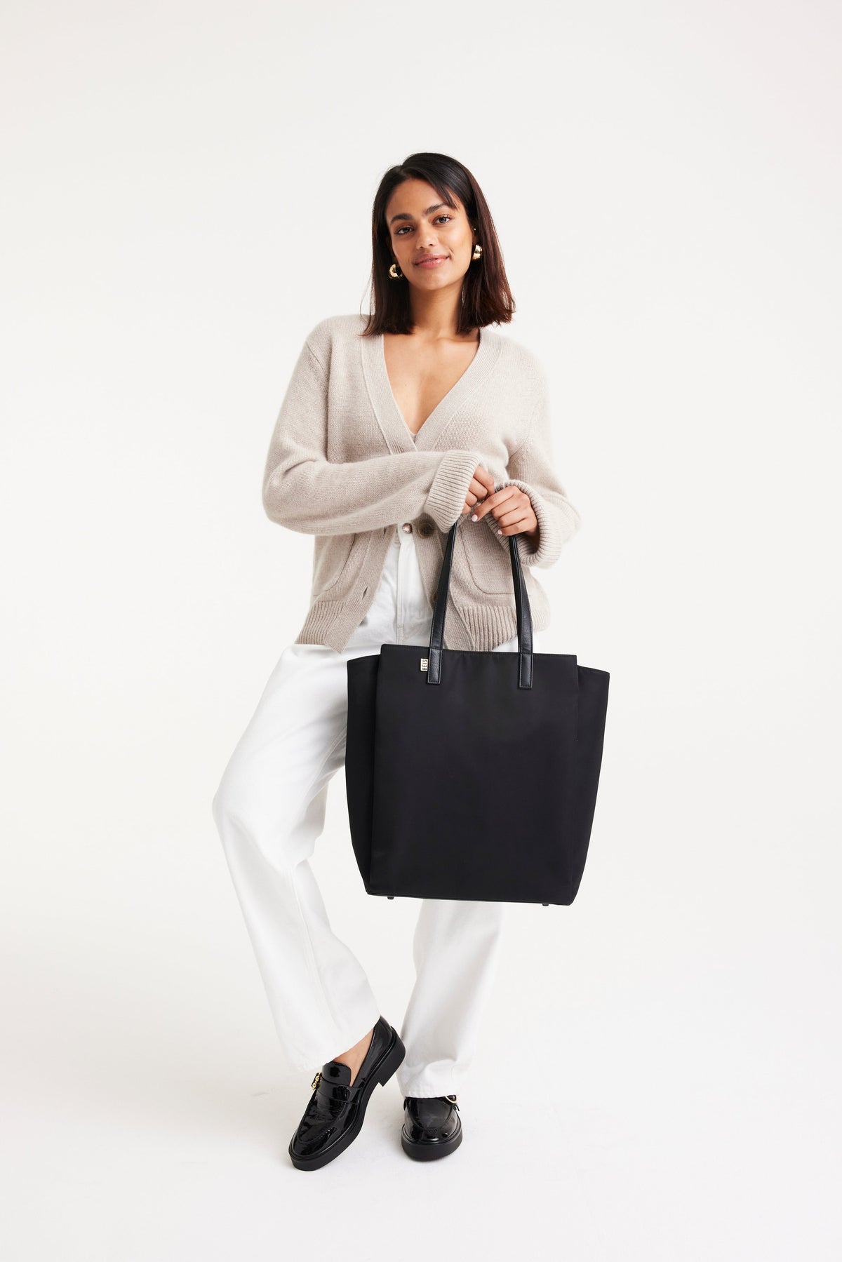 Resale The Commuter Tote in Black - Image 14