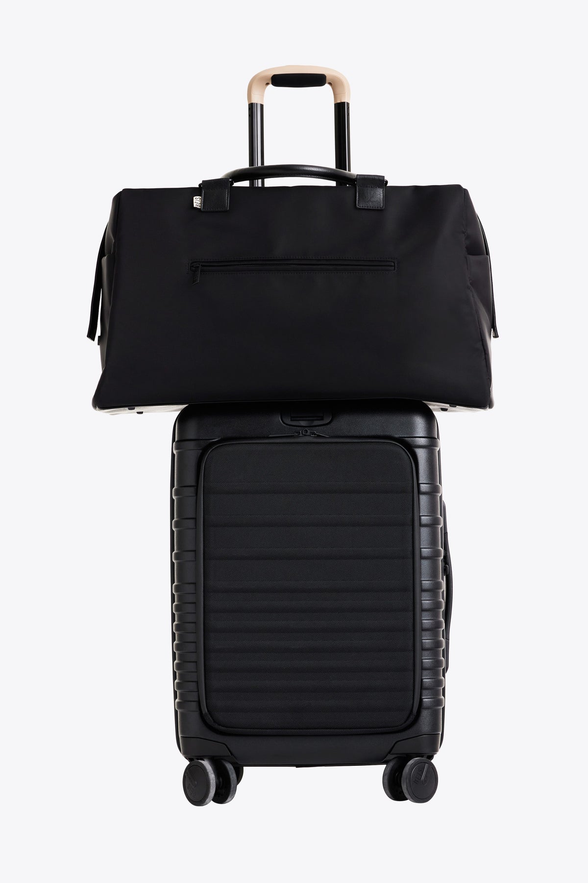 Resale The Commuter Duffle in Black - Image 18