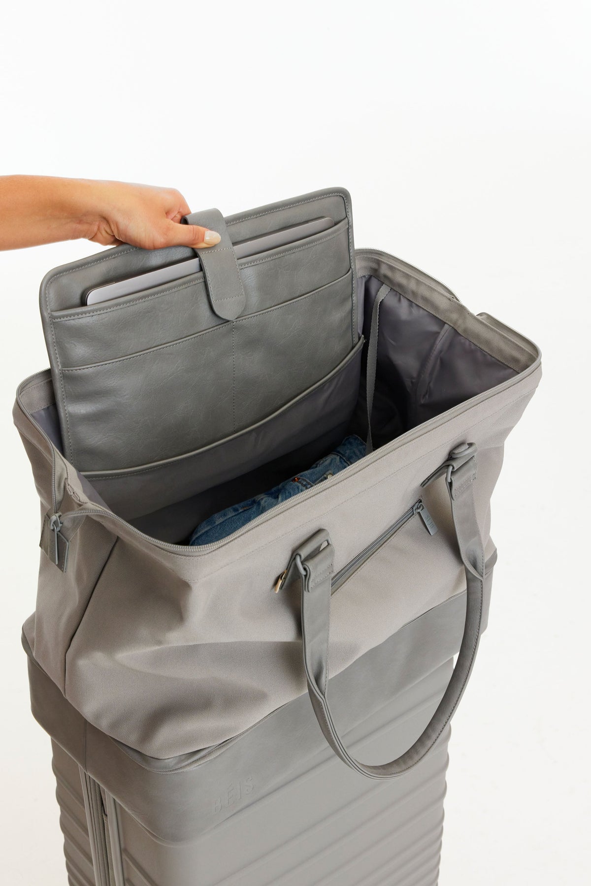 The Convertible Weekender in Grey - Image 7