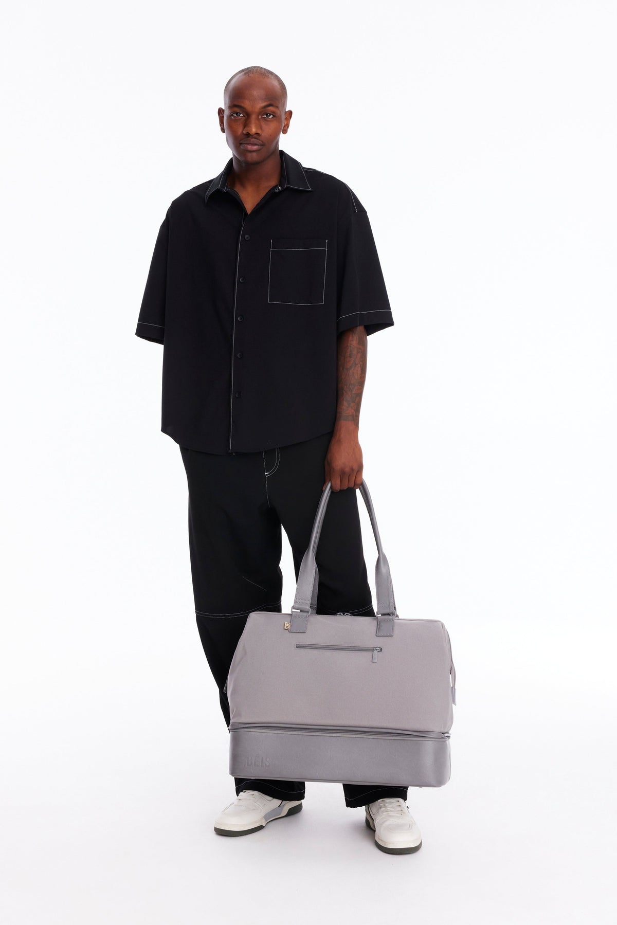 The Convertible Weekender in Grey - Image 5