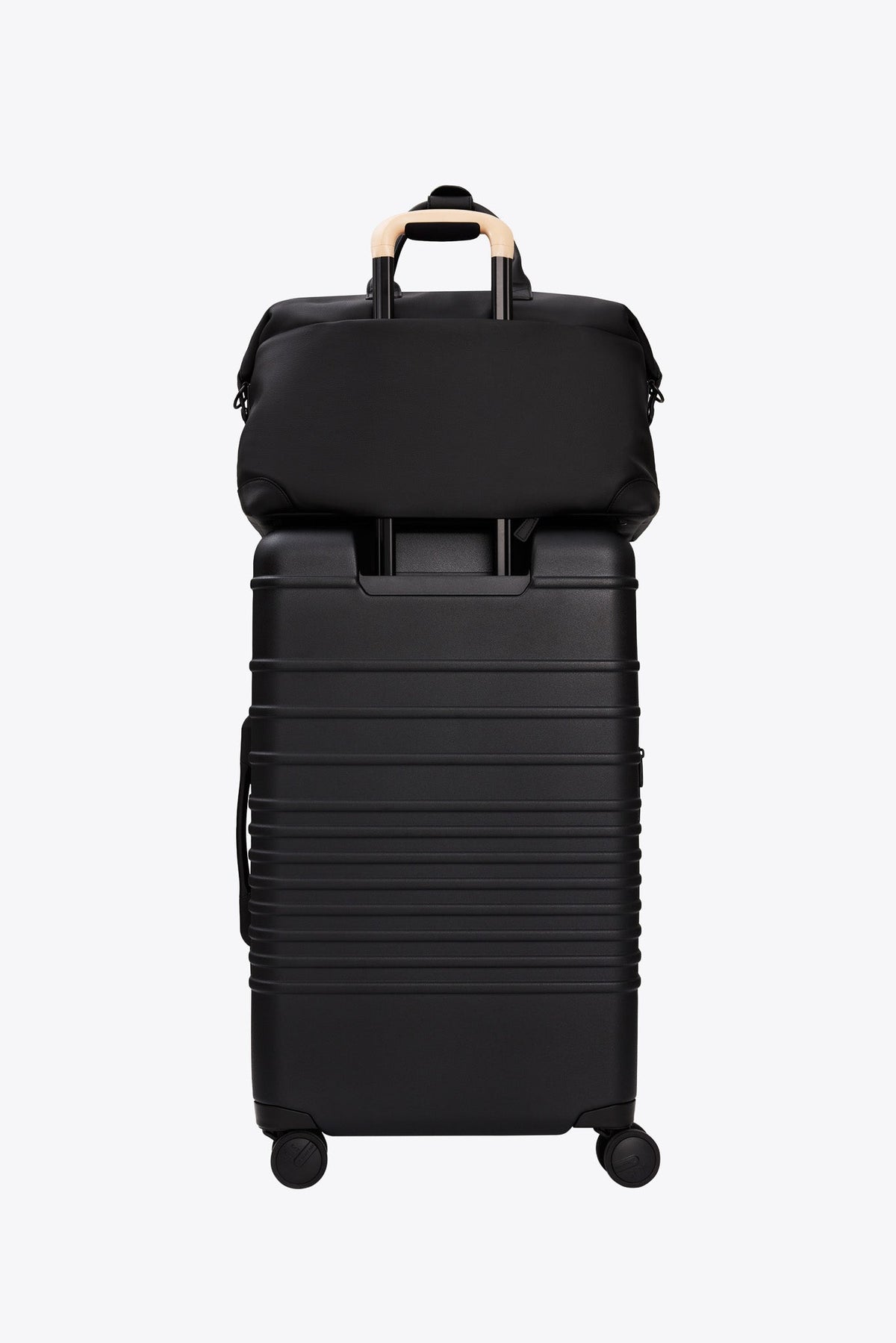 Resale The Premium Duffle in Black - Image 4