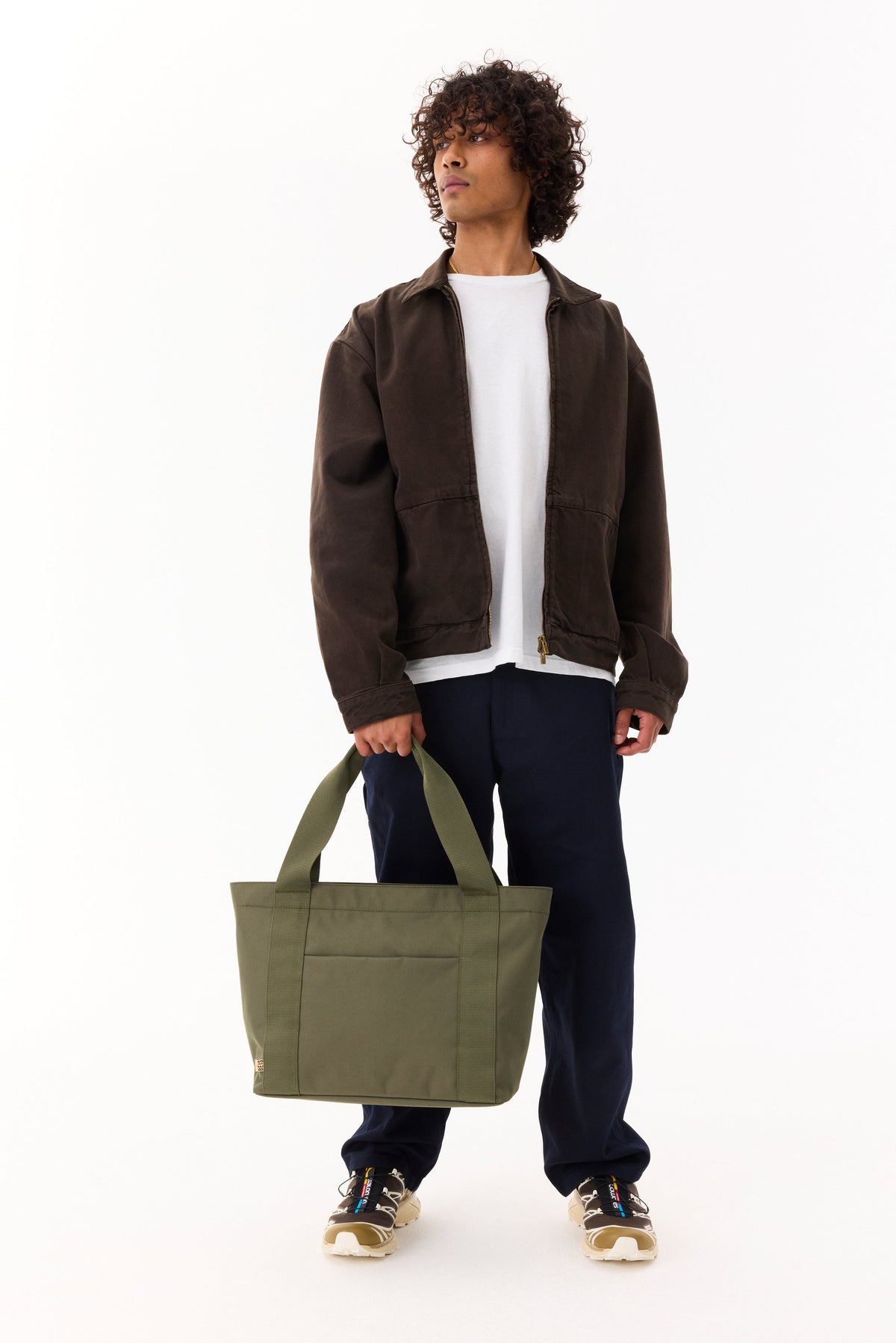 The BÉISics Tote in Olive - Image 4