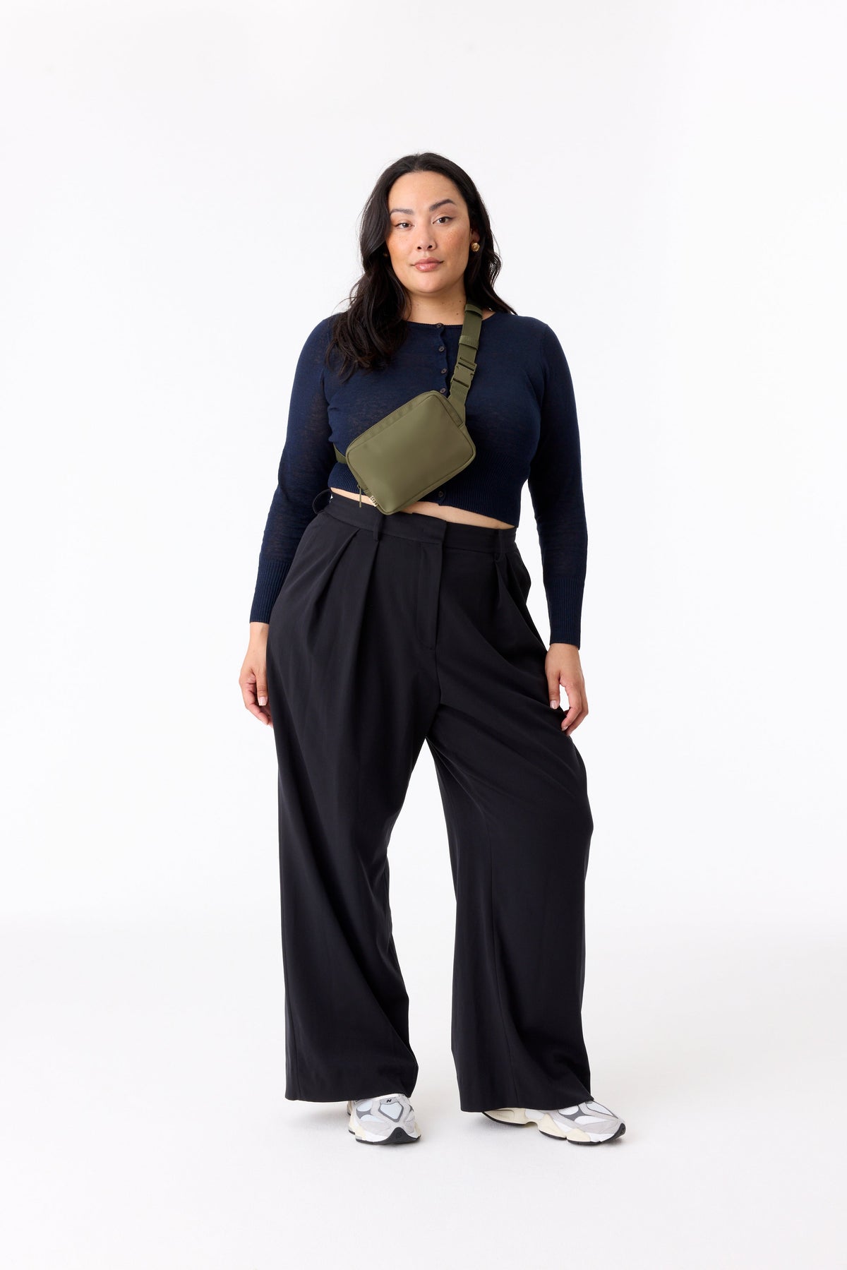 The Belt Bag in Olive - Image 4