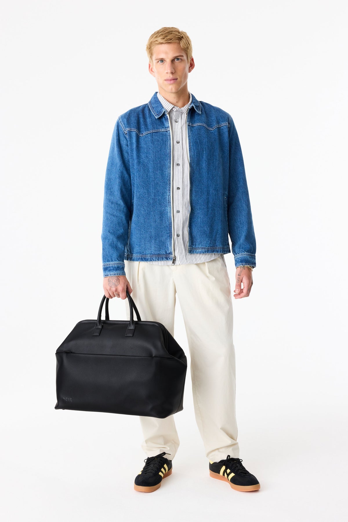 The Essential Weekender in Wicked Black - Image 3