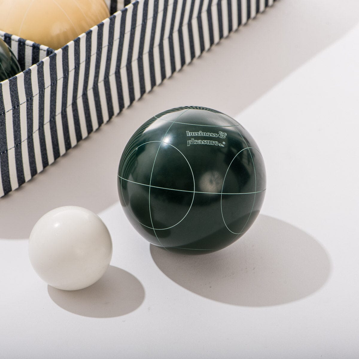 The Bocce Ball Set - Image 9