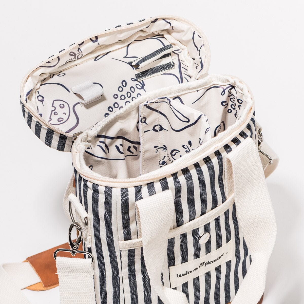 The Wine Cooler Tote Bag - Image 3