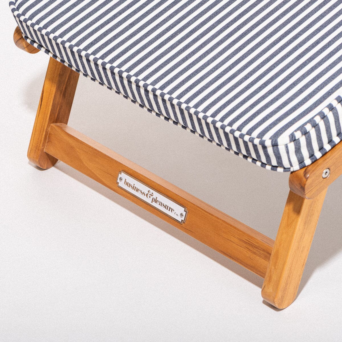 The Club Chair - Image 6