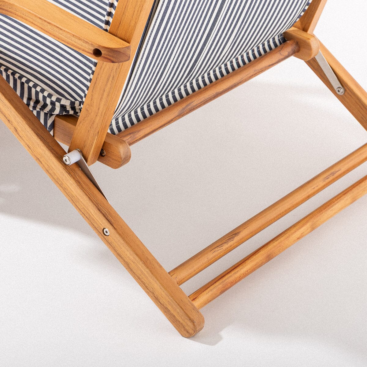 The Club Chair - Image 9