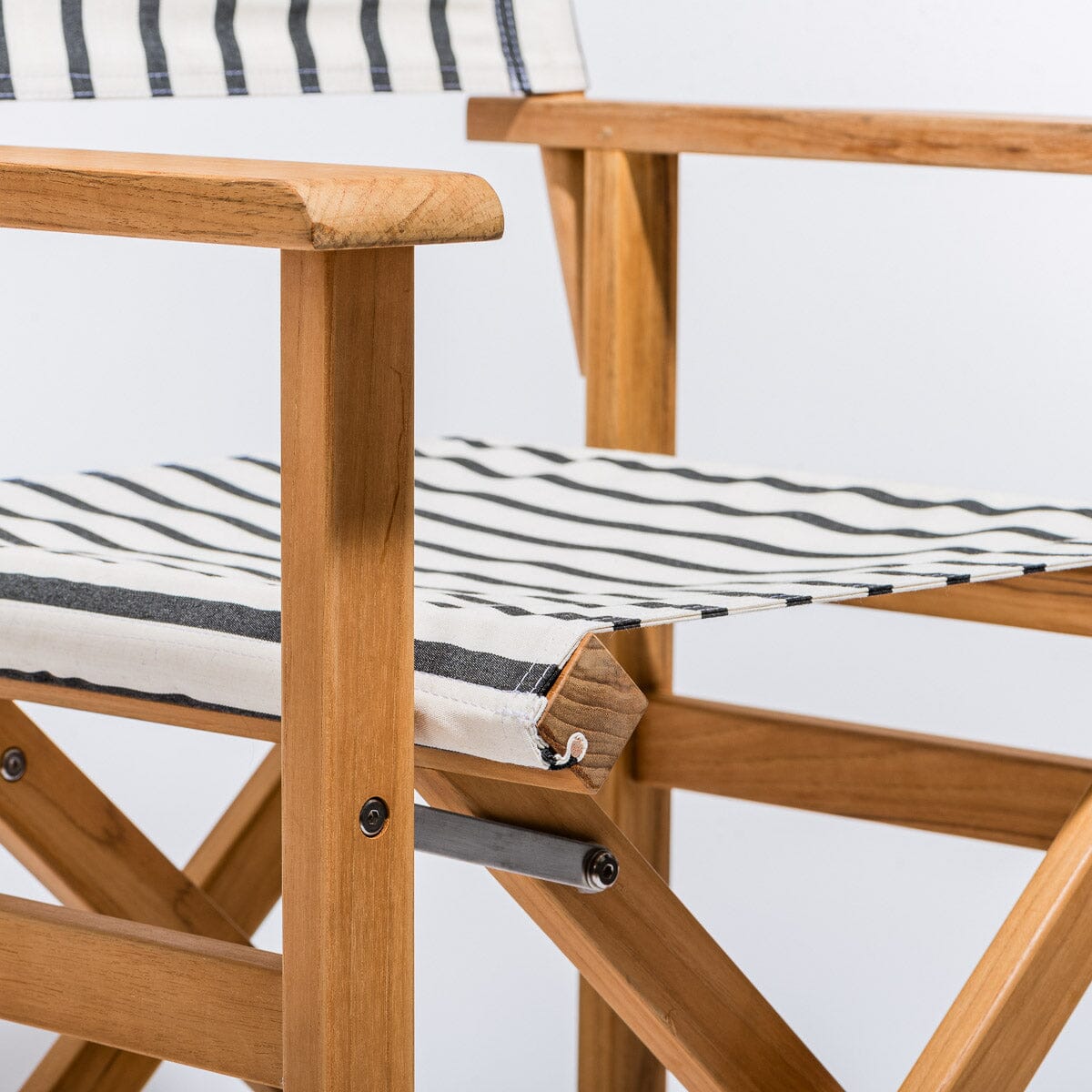 The Directors Chair - Image 5