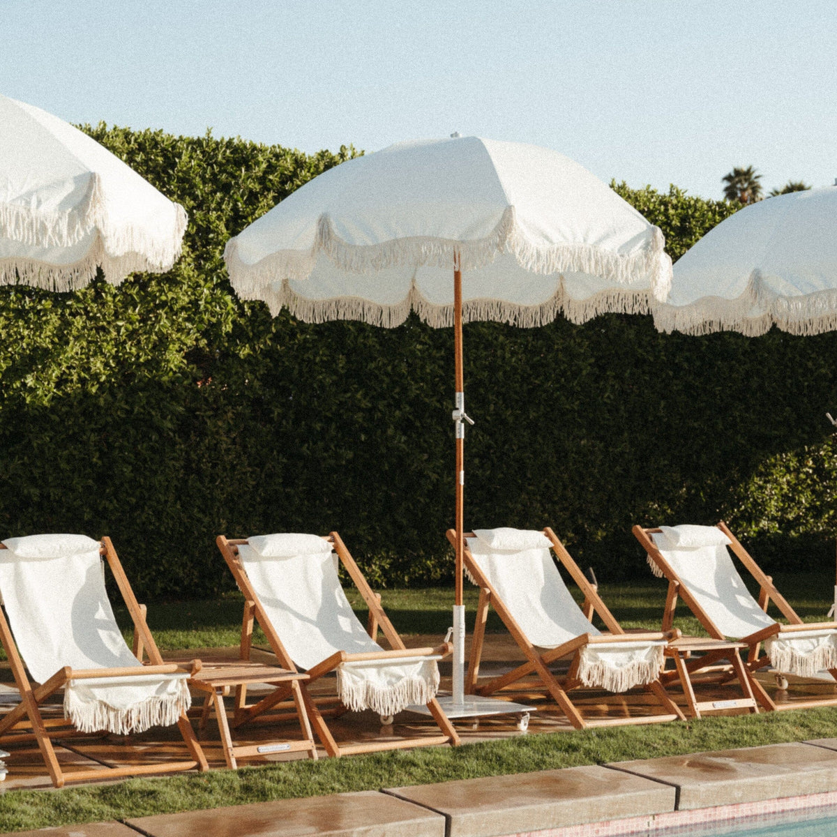 The Premium Beach Umbrella - Image 10