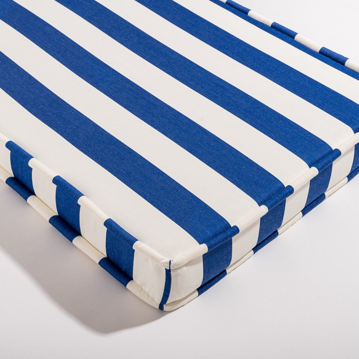 The Sun Lounger Slip Cover - Image 4