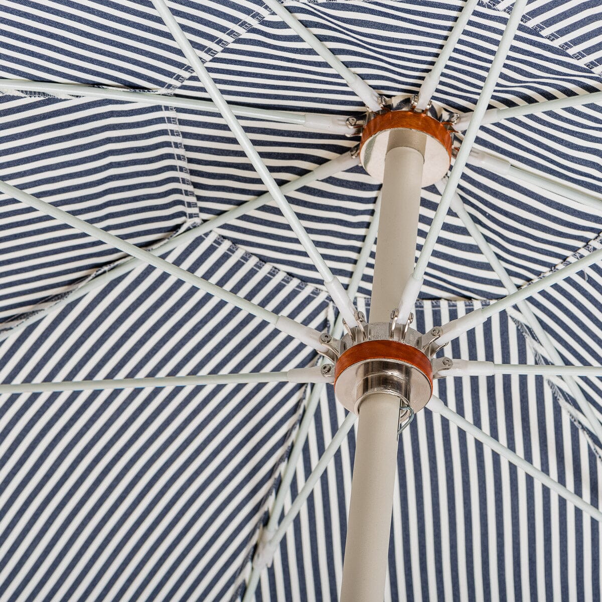 The Club Umbrella - Image 3