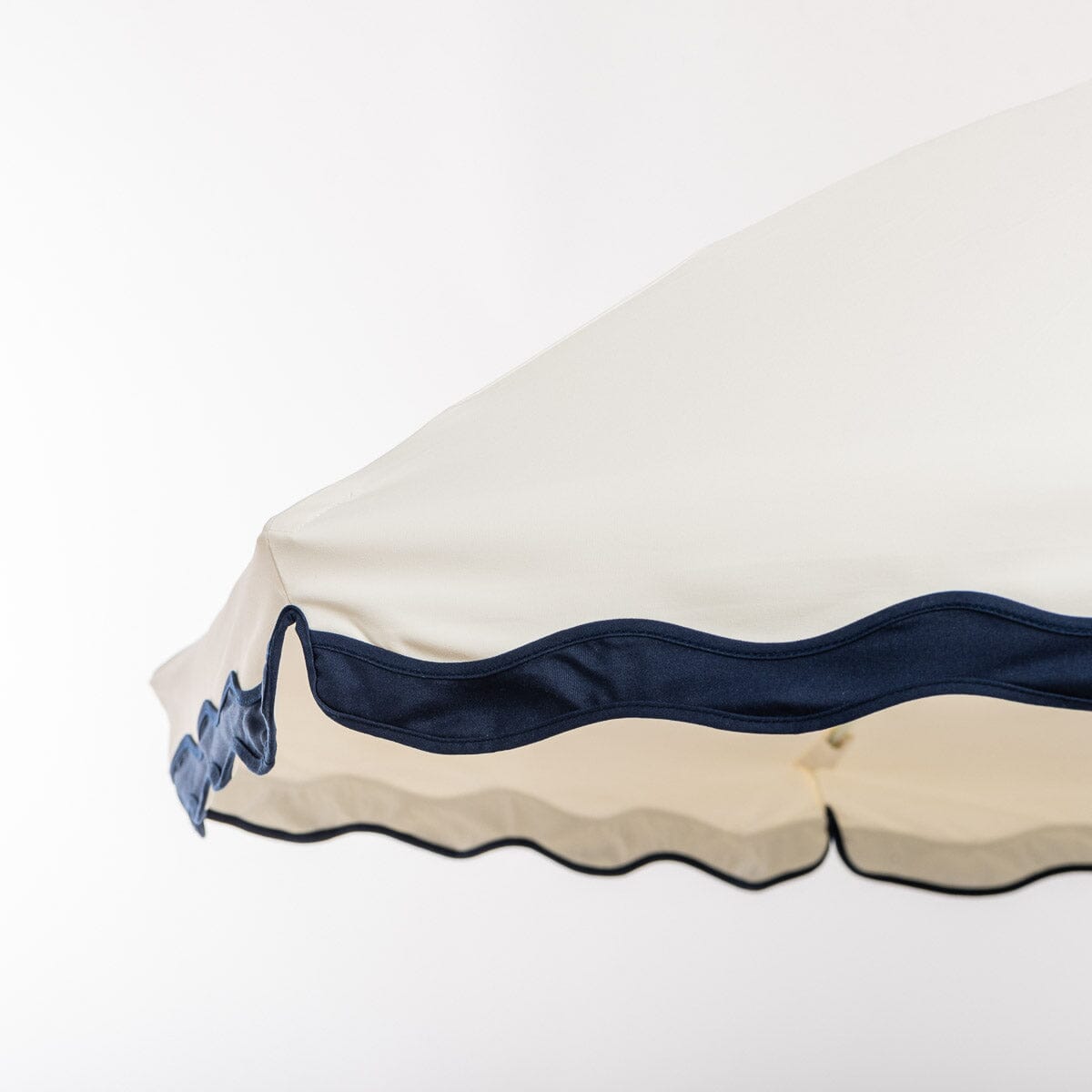 The Club Umbrella - Image 6