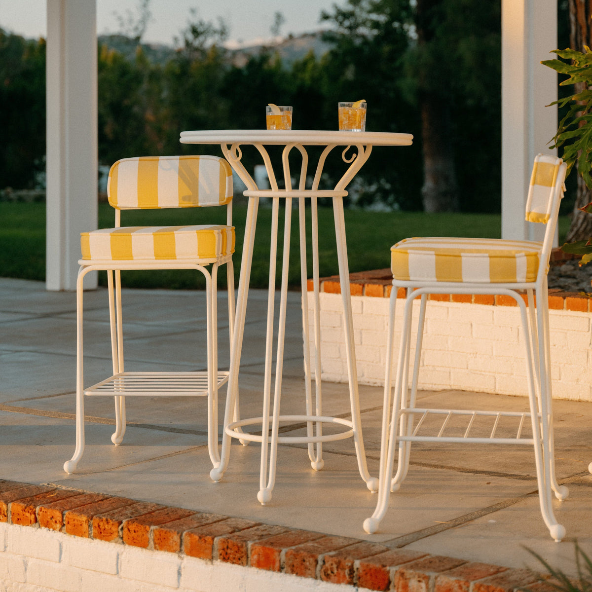 The Waterhouse Bistro Table - Image 2