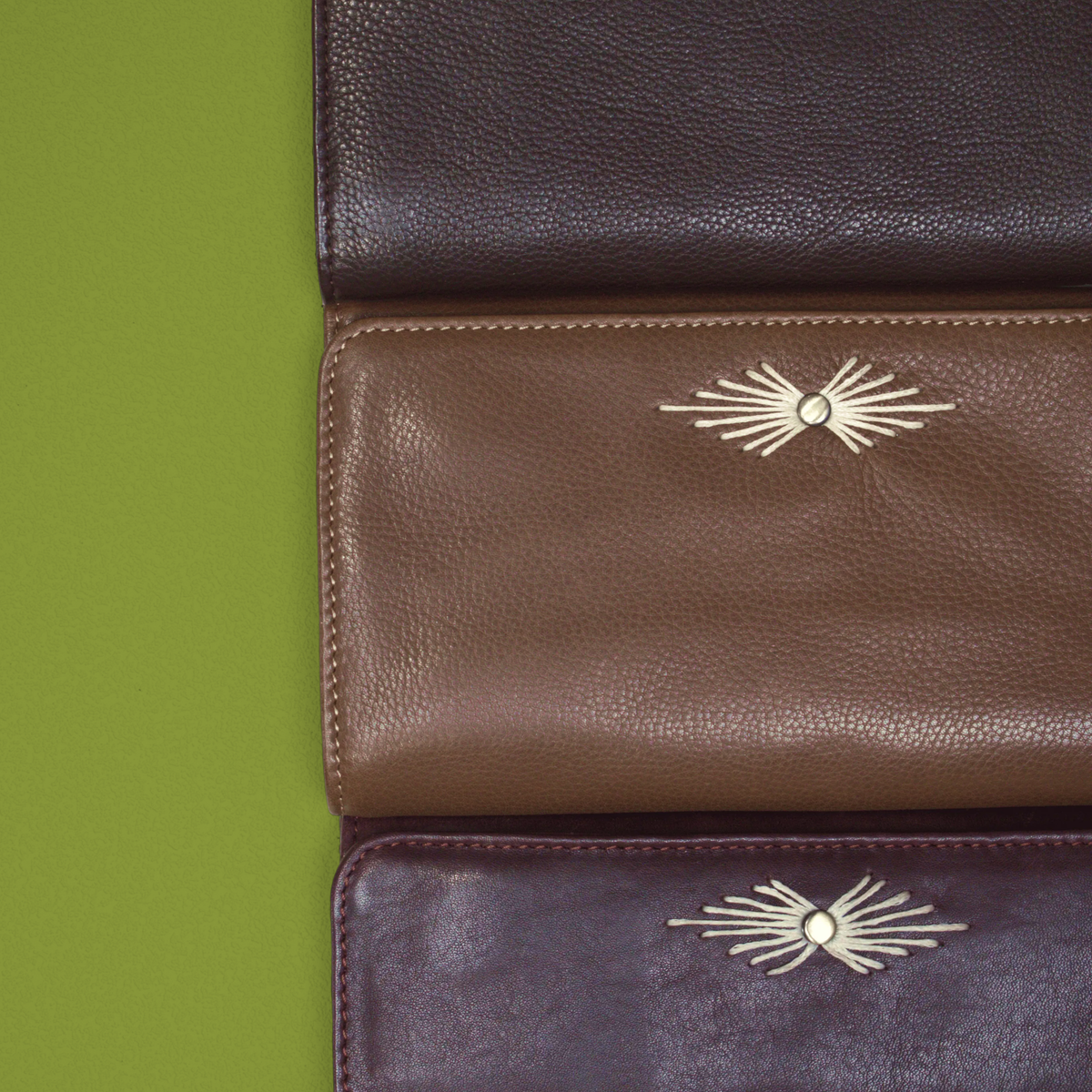 Barb Milled Leather Wallet - Image 9