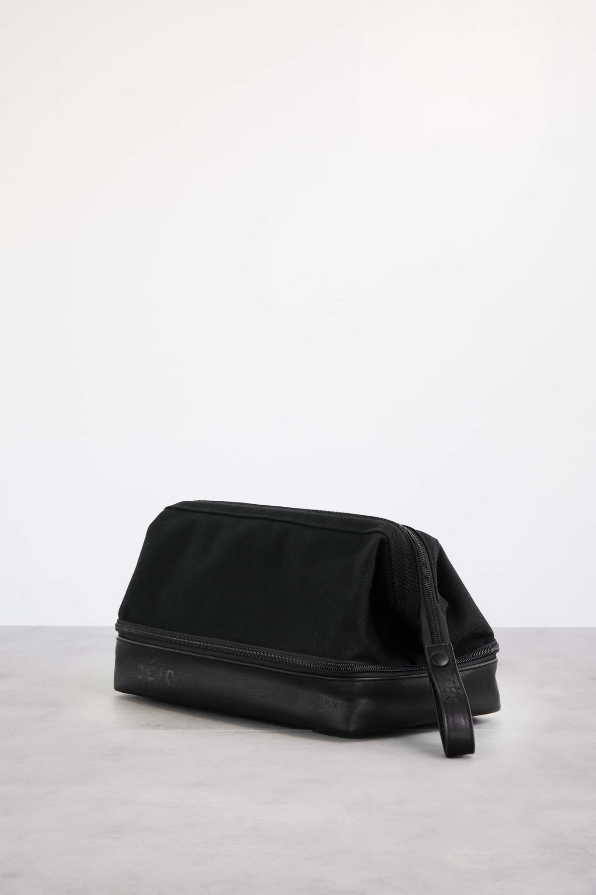 Resale The Dopp Kit in Black - Image 2