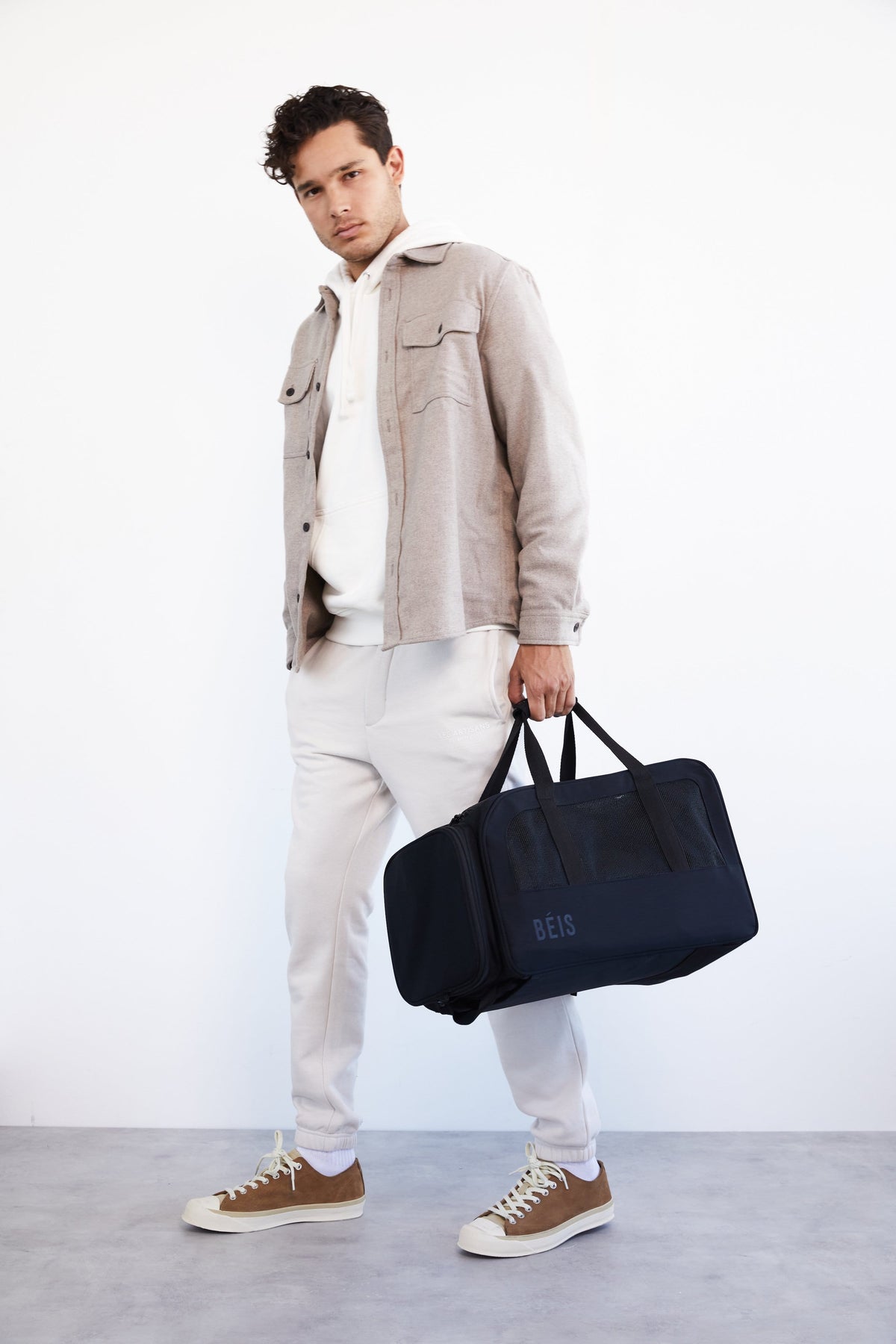 Resale The Regulation Pet Carry-on in Black - Image 2