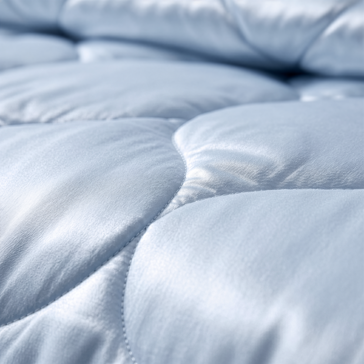 Fluffy comfort without the heat. - Image 24