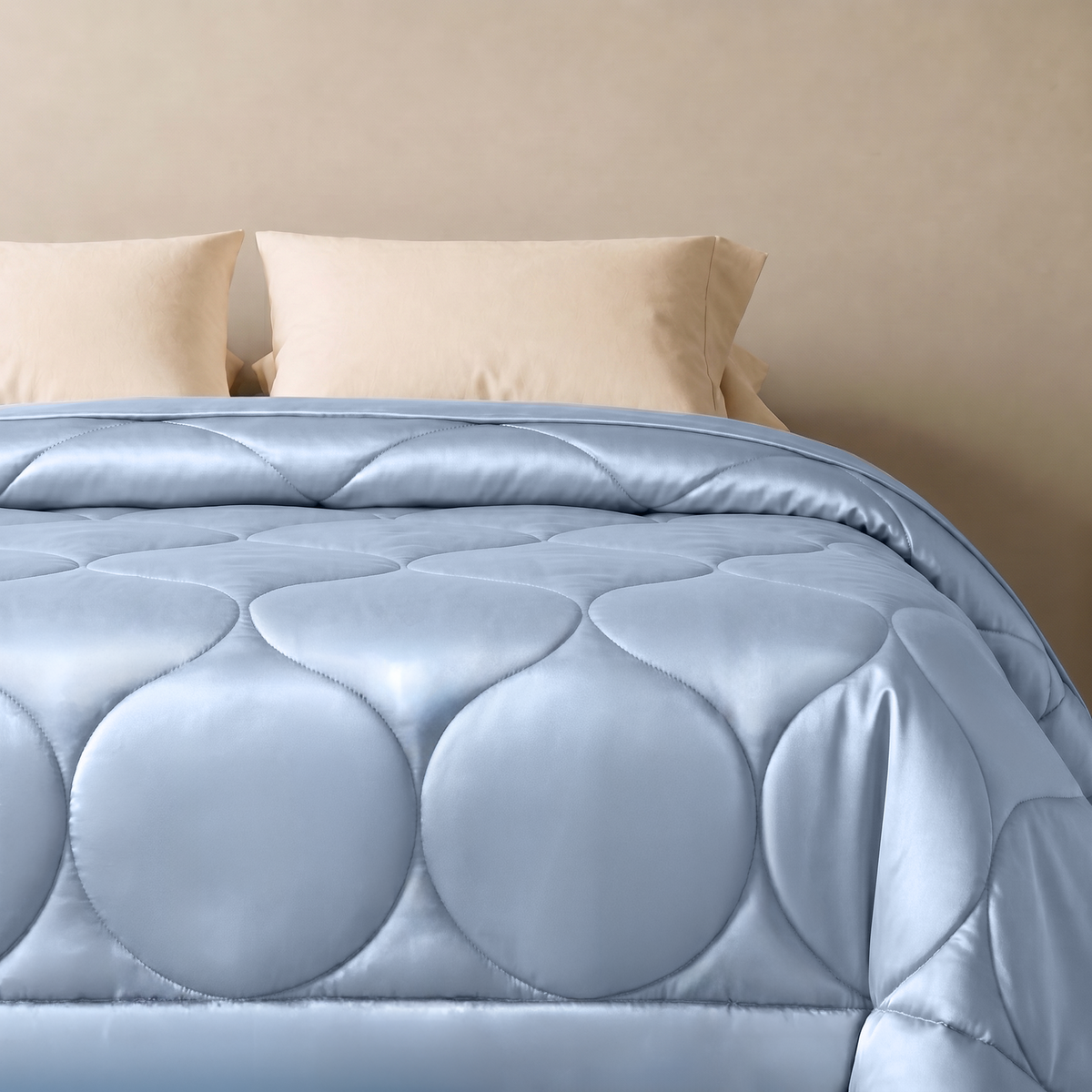 Fluffy comfort without the heat. - Image 23