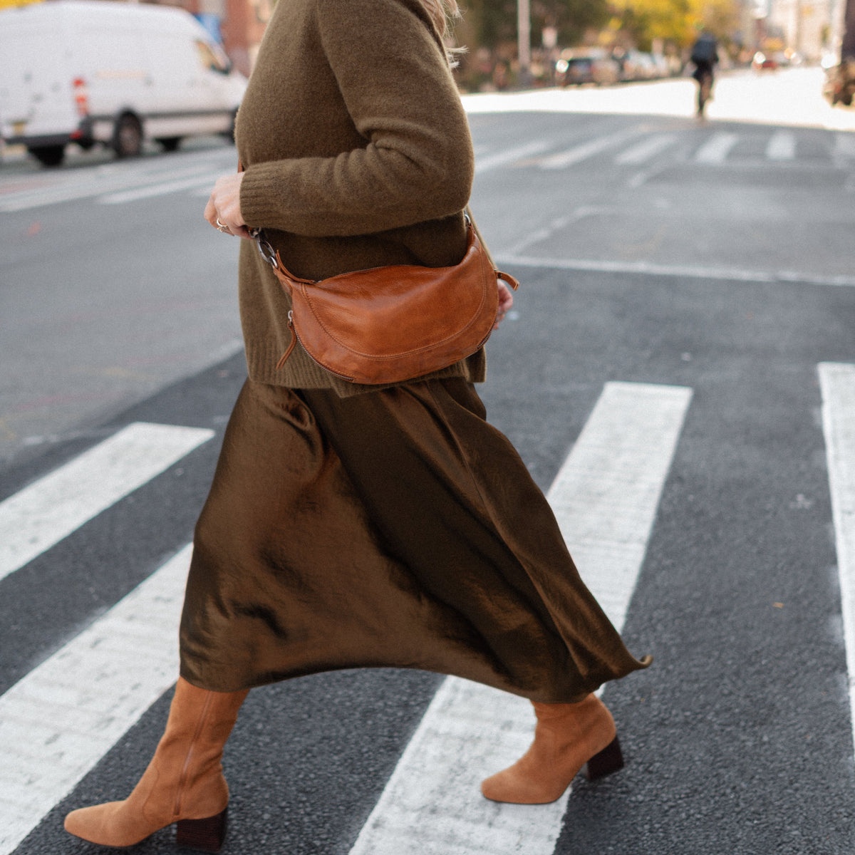 Crosby Leather Sling Bag - Image 6