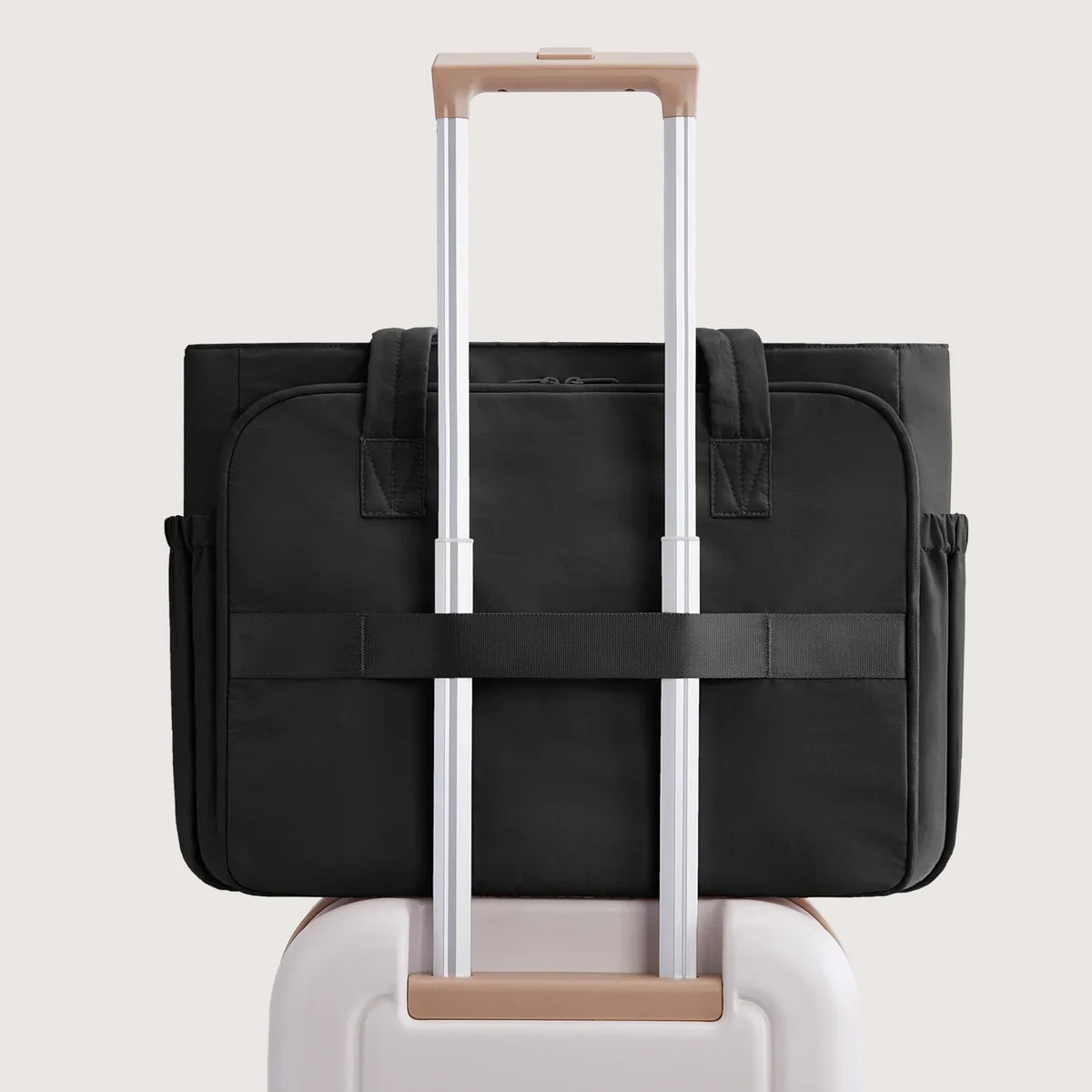 Echo 26L Tote - Image 36