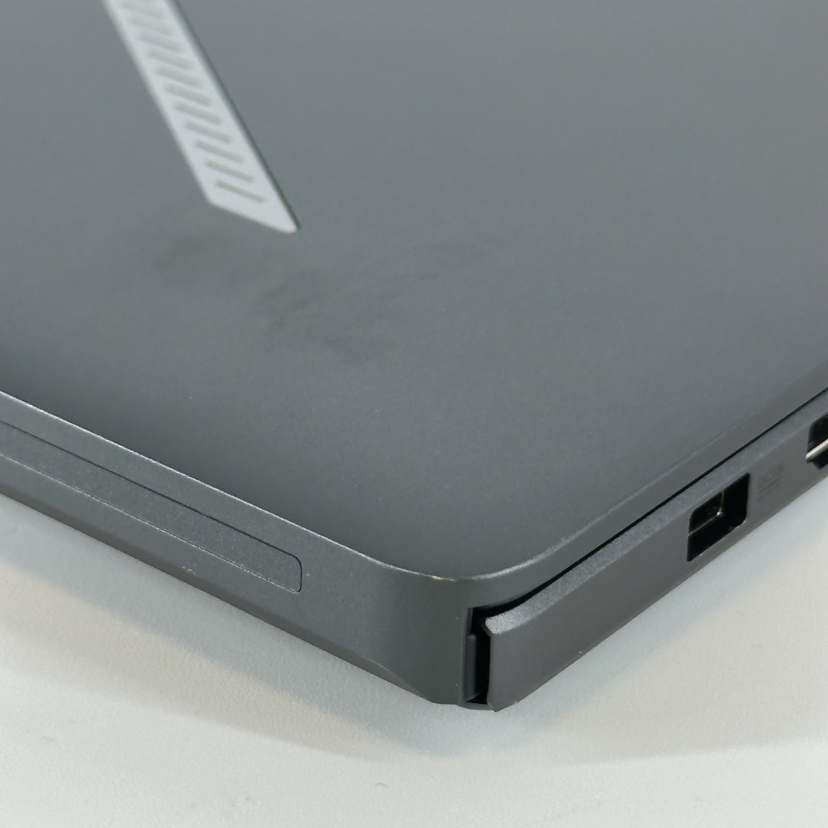 Asus ROG Zephyrus G16 GU605 16 Black 2.5 GHz Intel Core Ultra 9 16GB RAM 1TB Solid State Drive NVIDIA GeForce RTX - Image 11