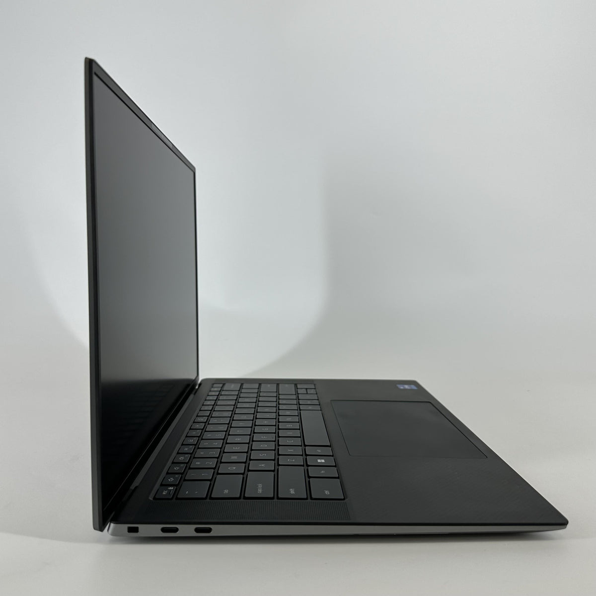 Dell Precision 5570 15.6 Gray 2.4 GHz Intel Core i7 12th Gen. 32GB RAM 256GB Solid State Drive NVIDIA RTX A2000 8 - Image 3
