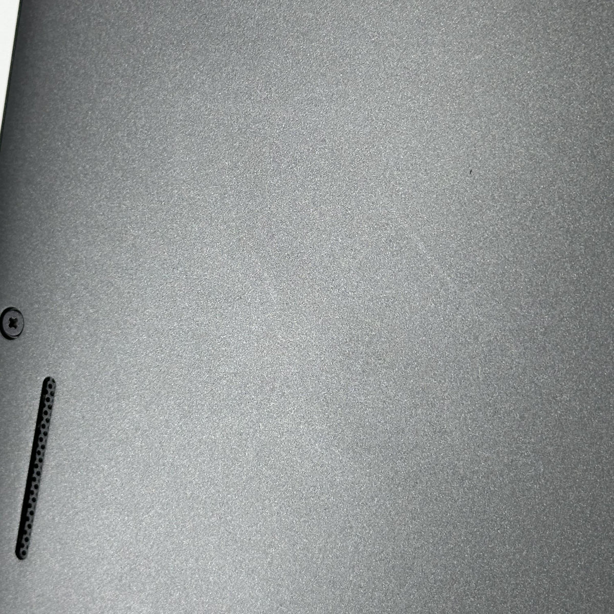 Dell Latitude 7430 14 Gray 1.8 GHz Intel Core i7 12th Gen. 32GB RAM 512GB Solid State Drive - Image 8