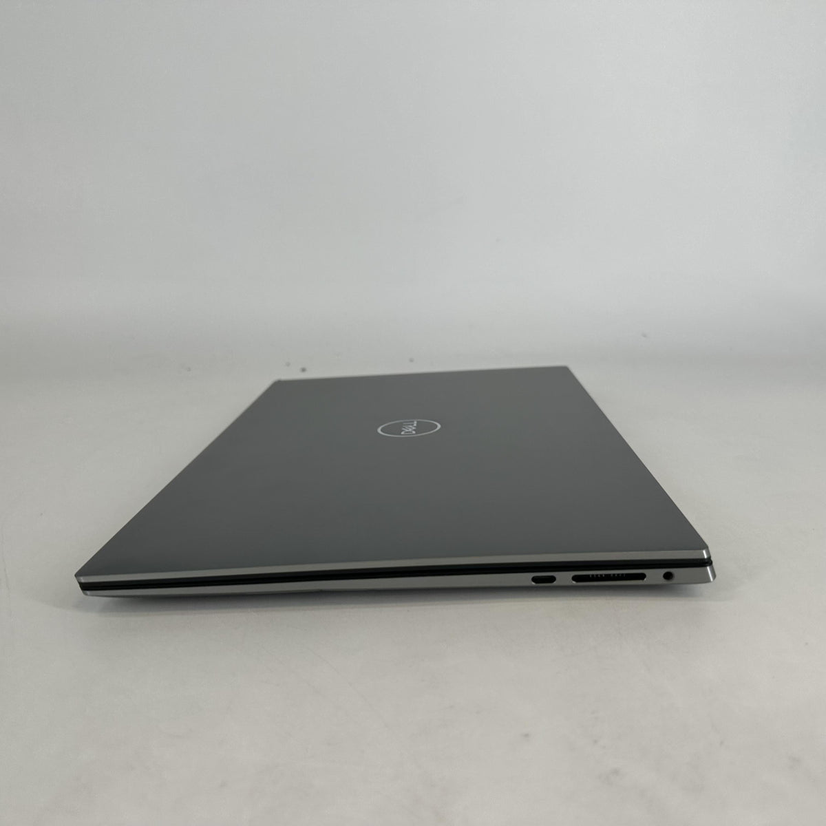 Dell Precision 5560 15.6 Gray 2.3 GHz Intel Core i7 11th Gen. 16GB RAM 512GB Solid State Drive NVIDIA Quadro T1200 - Image 18