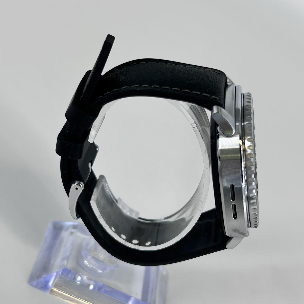 Samsung Galaxy Watch8 Classic 46mm Black Unlocked 64GB - Image 3