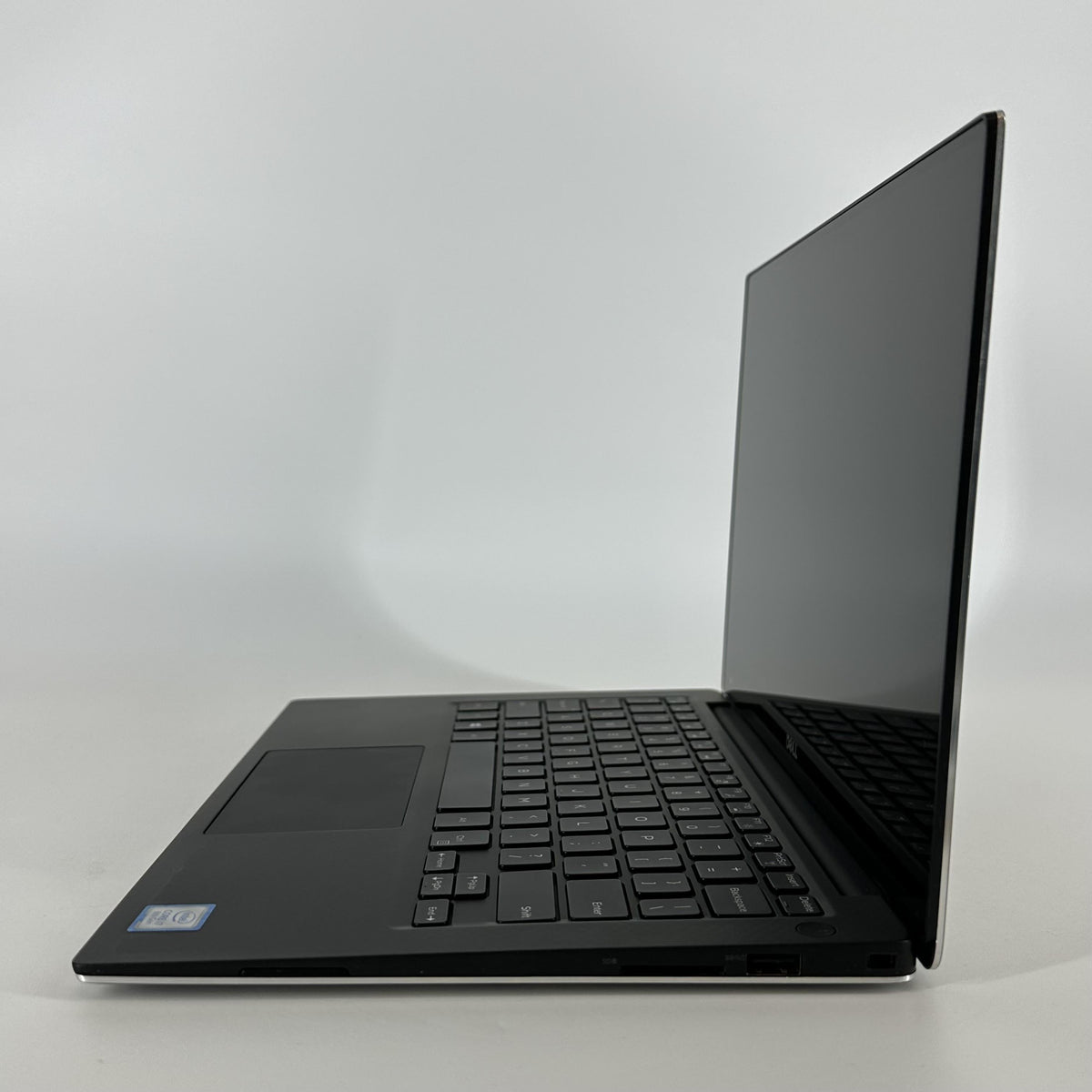 Dell XPS 13 9360 Silver 1.8 GHz Intel Core i7 8th Gen. 16GB RAM 512GB Solid State Drive - Image 8