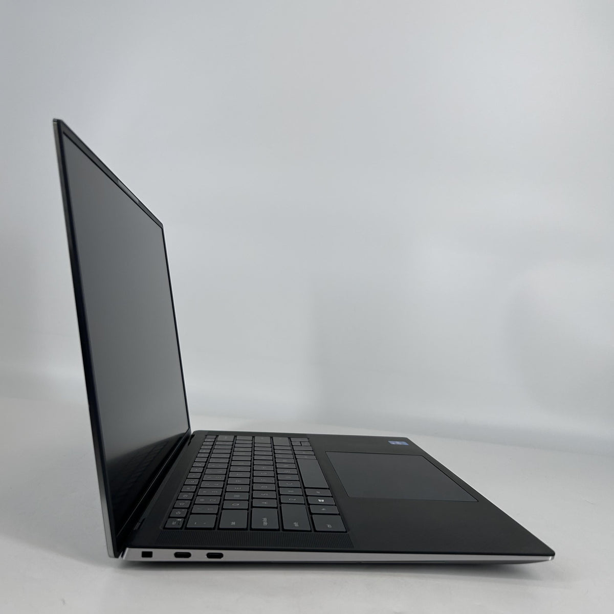 Dell Precision 5560 15.6 Gray 2.3 GHz Intel Core i7 11th Gen. 16GB RAM 512GB Solid State Drive NVIDIA Quadro T1200 - Image 3