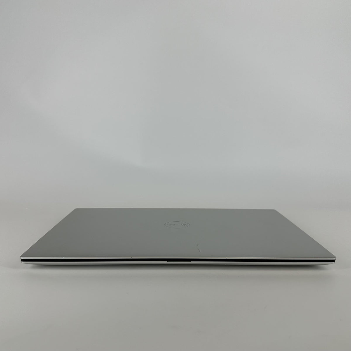 Dell XPS 15 9520 Silver 2.3 GHz Intel Core i7 12th Gen. 32GB RAM 512GB Solid State Drive NVIDIA GeForce RTX 3050 4 - Image 8