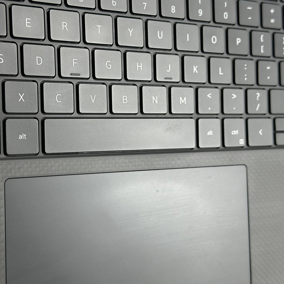 Dell Precision 5560 15.6 Gray 2.3 GHz Intel Core i7 11th Gen. 32GB RAM 512GB Solid State Drive NVIDIA Quadro T1200 - Image 10