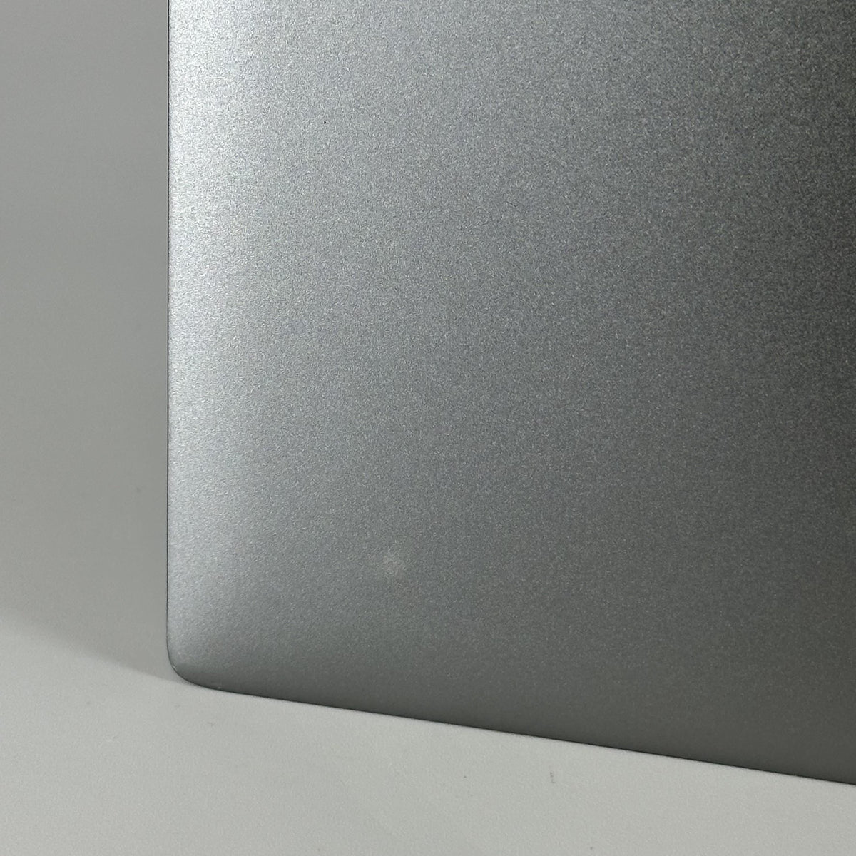 Dell Latitude 7640 16 Gray 1.6 GHz Intel Core i5 13th Gen. 16GB RAM 256GB Solid State Drive - Image 7