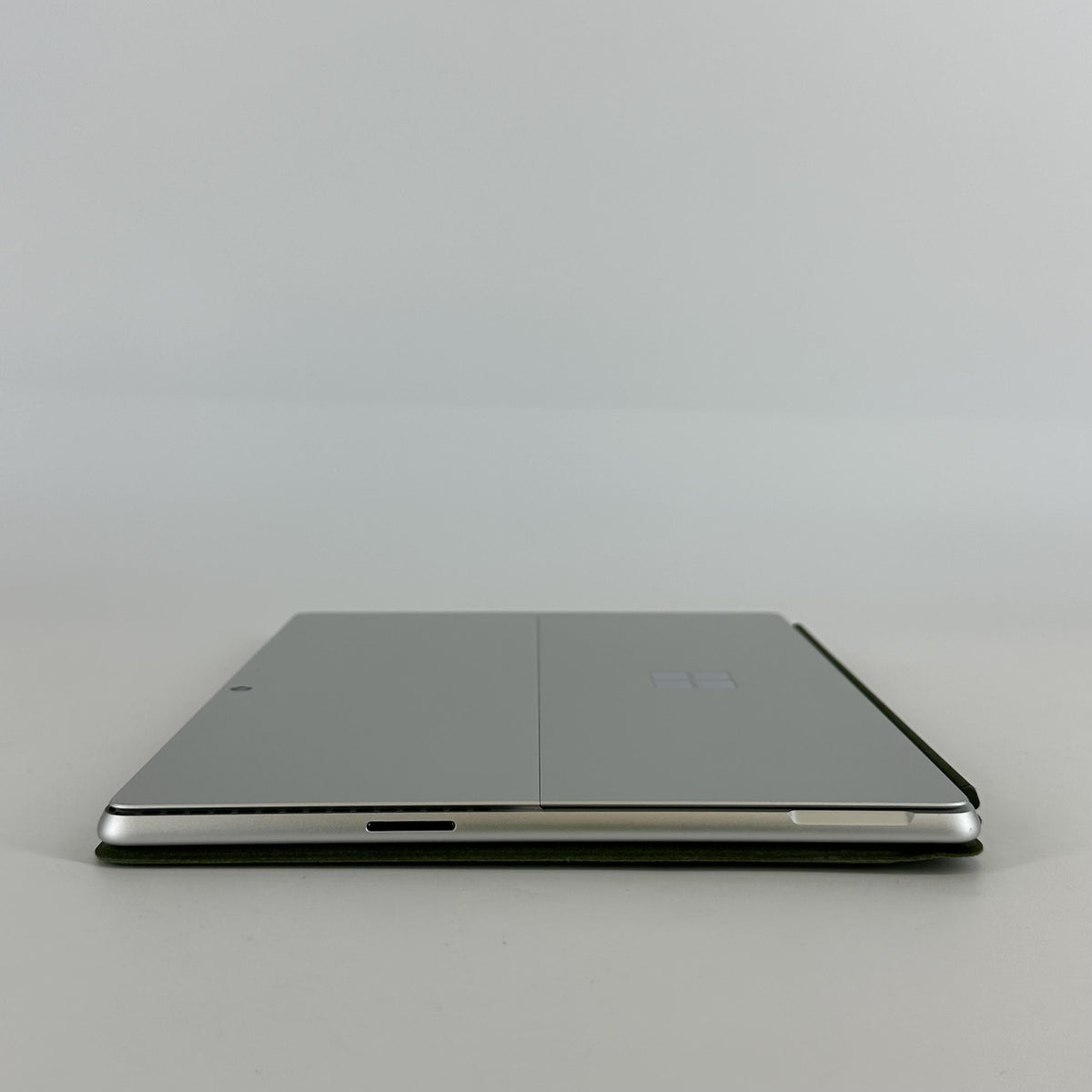 Microsoft Surface Pro 11 13 Silver WiFi 3.4 GHz Qualcomm Snapdragon X Plus 16GB RAM 256GB Solid State Drive - Image 9