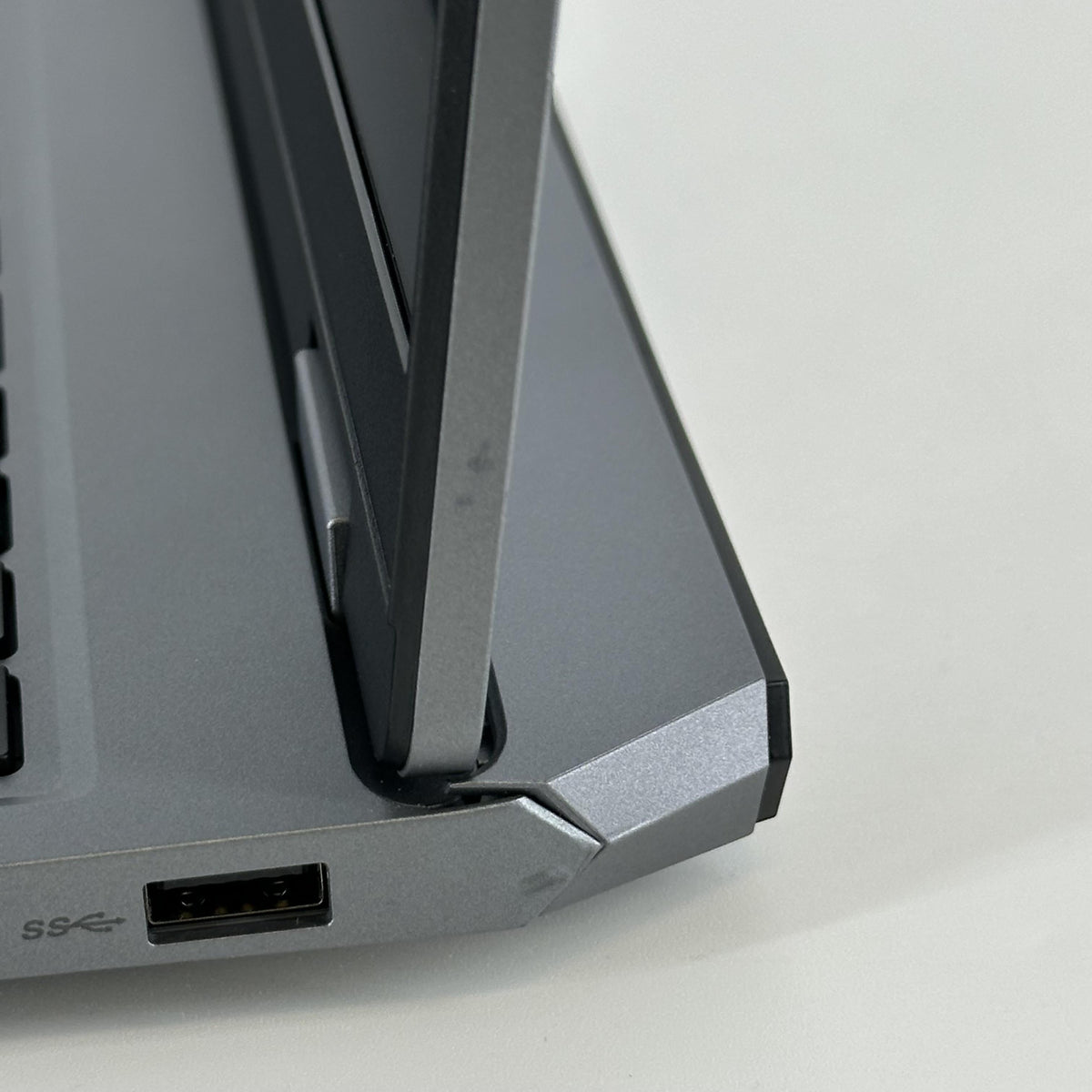 Lenovo LOQ 15 Gray 2.6 GHz Intel Core i7 13th Gen. 16GB RAM 512GB Solid State Drive NVIDIA GeForce RTX 4060 8 GB - Image 10