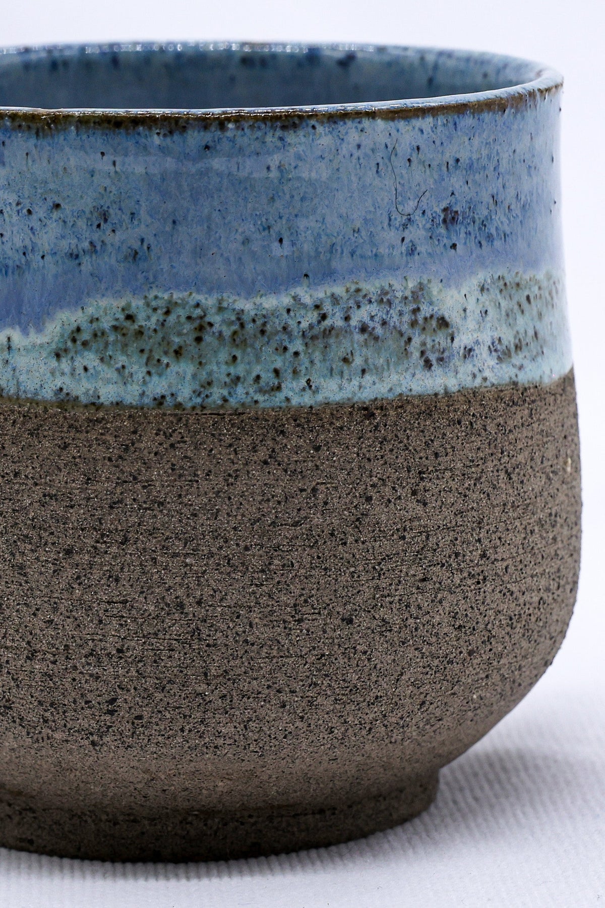 Blulume Tazza Handmade Ceramic Smoked Grey Stoneware Short Cup - Image 2