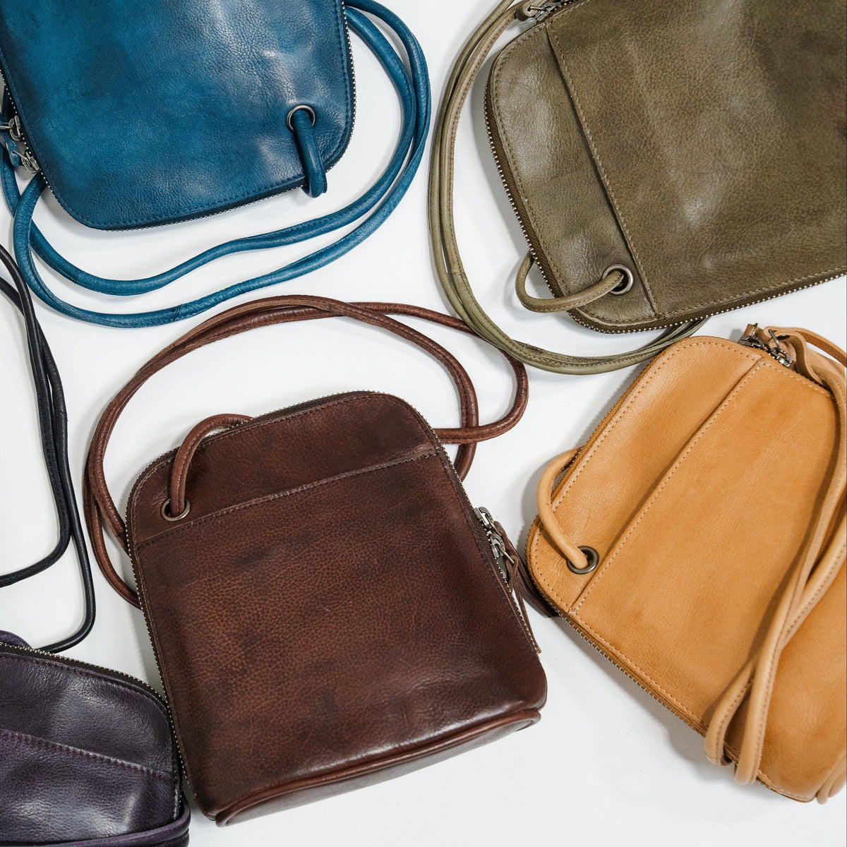 Lilly Leather Crossbody Bag - Image 54