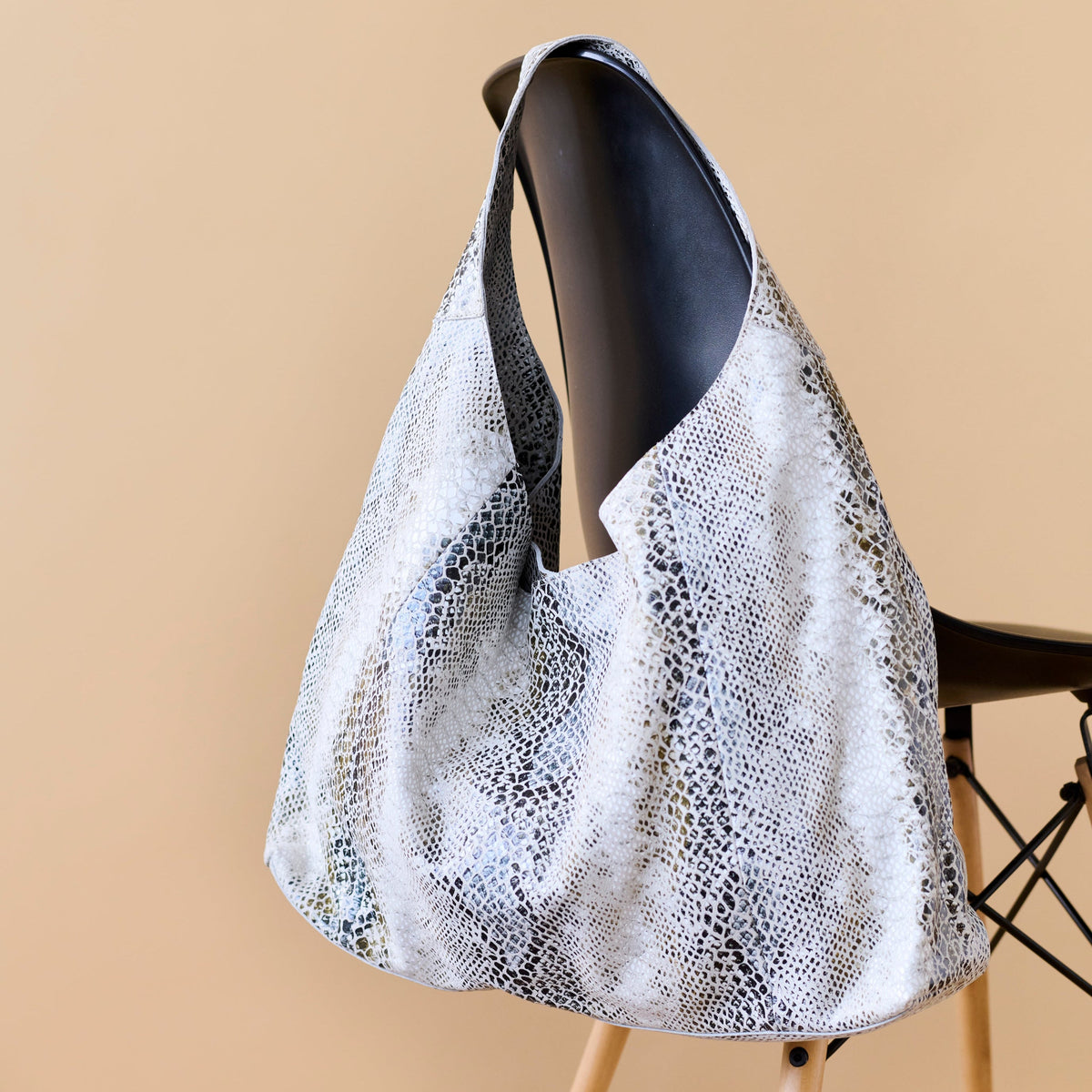Lindsey Leather Tote Bag - Image 20