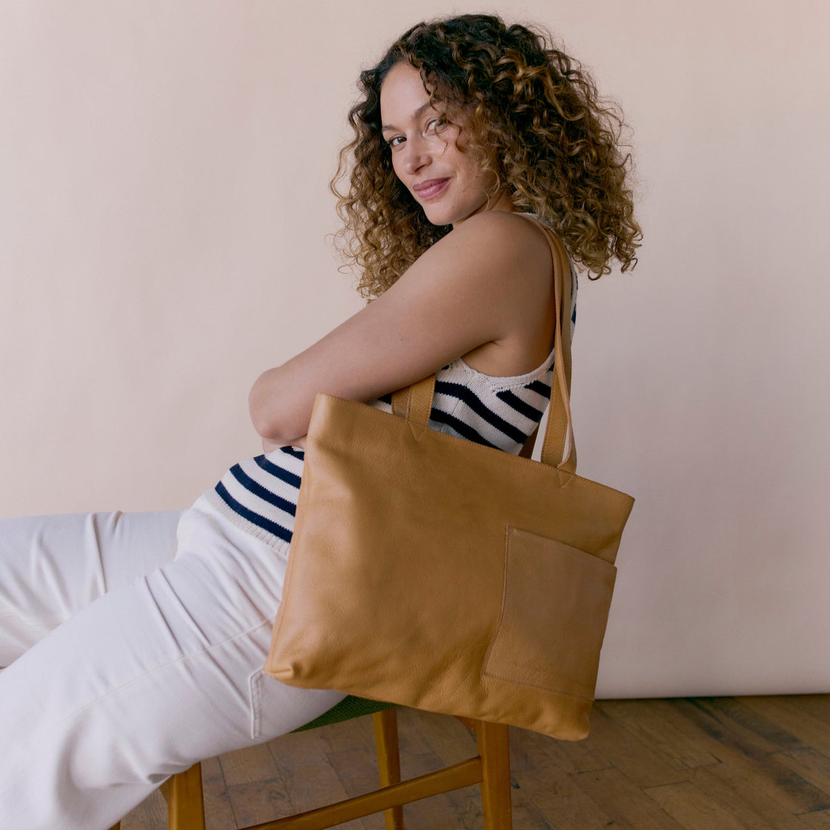 Noelle Leather Tote Bag - Image 8