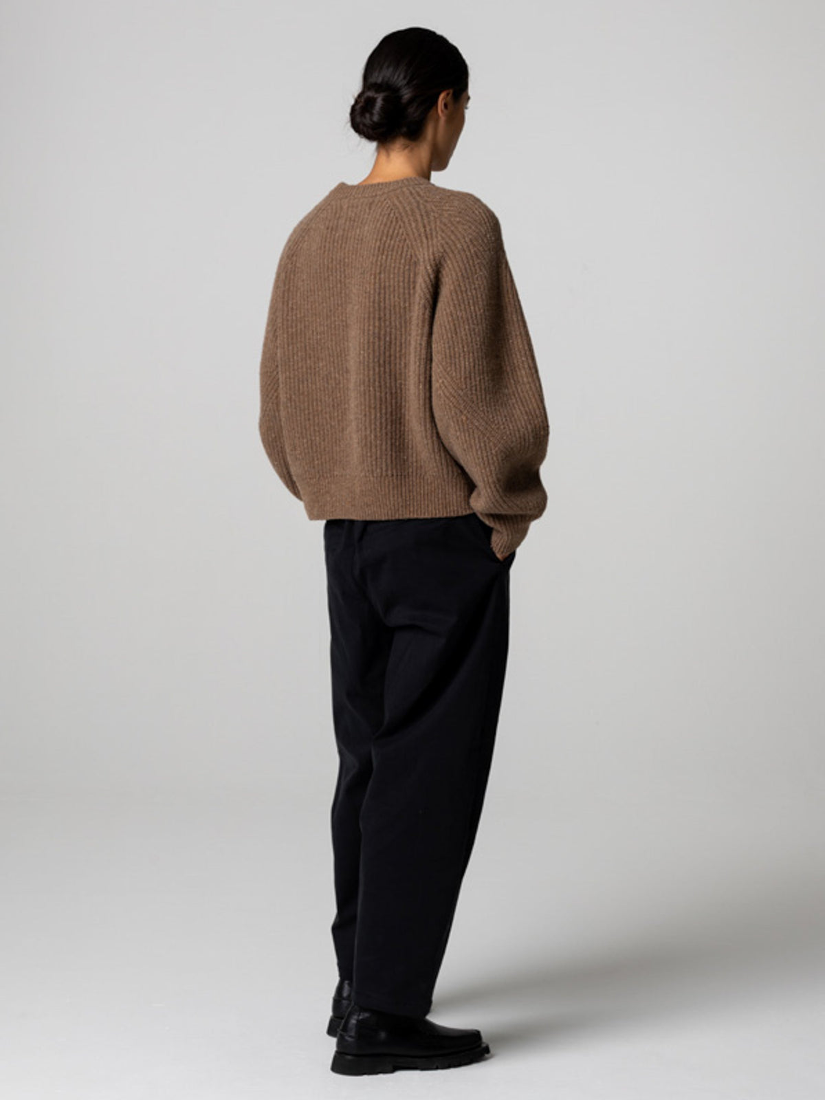Women's Amy Powney + Finisterre Fisherman Rib Crew Neck Jumper - Image 5